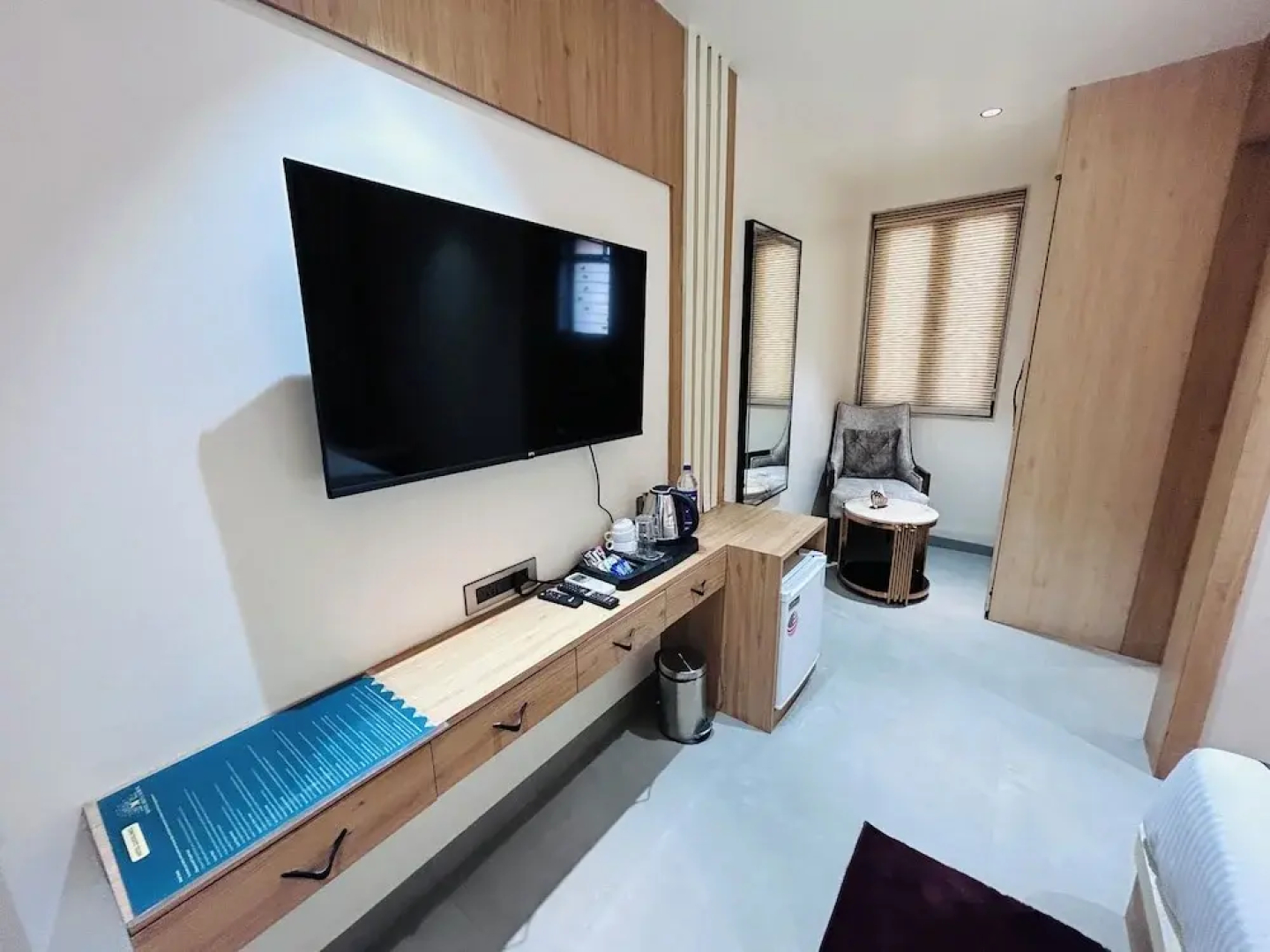 Hotel Meena Aurum Inn
