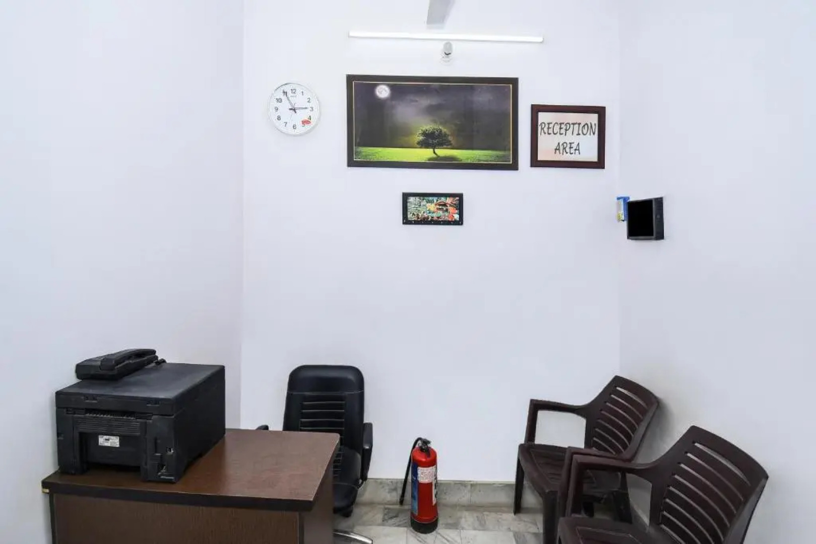 Oyo 28059 Hotel Wayside