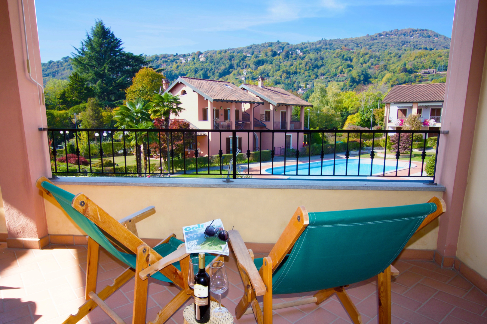 Sunflower Relax Pool and Terrace