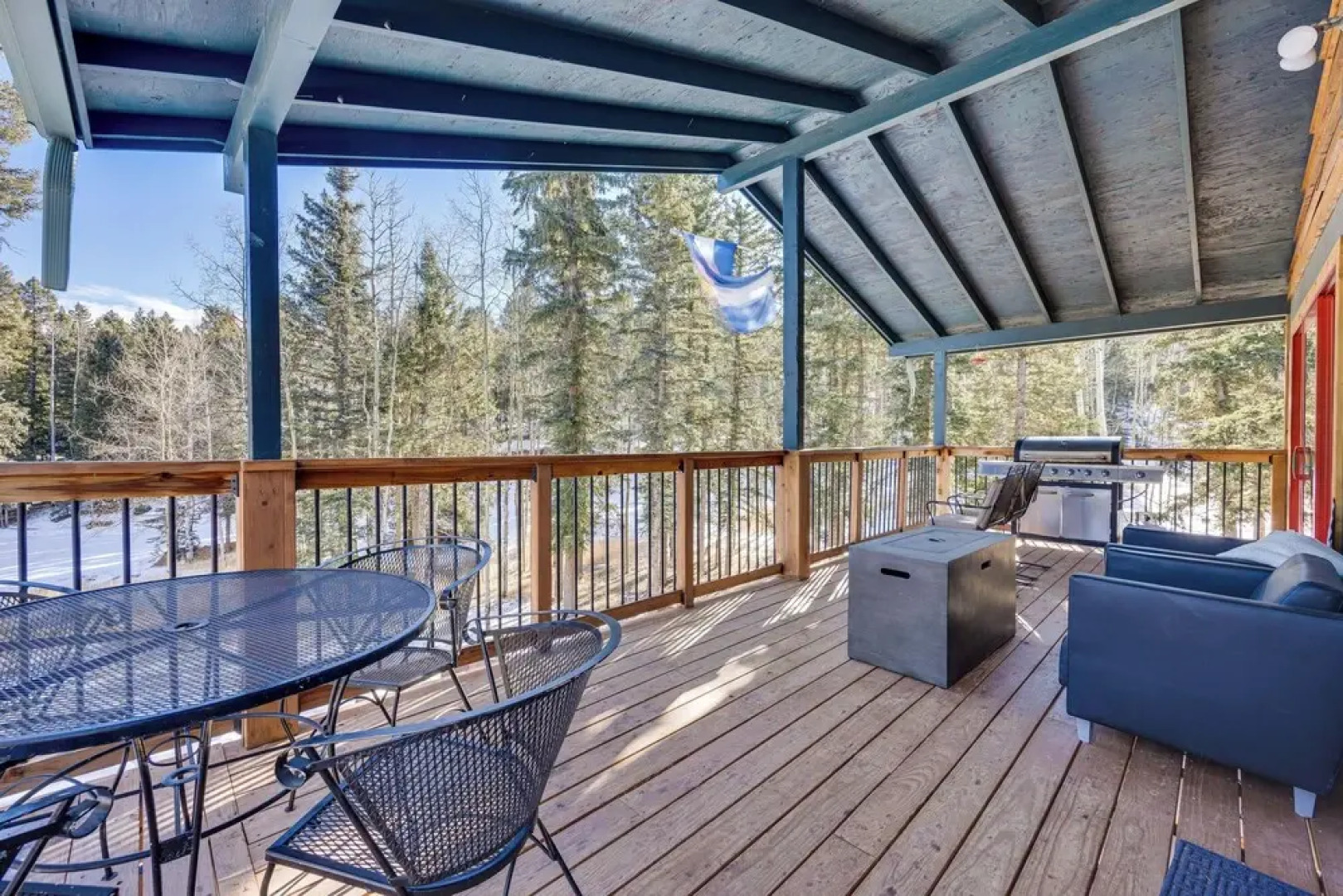 Pet-friendly Florissant Cabin w/ Fire Pit!