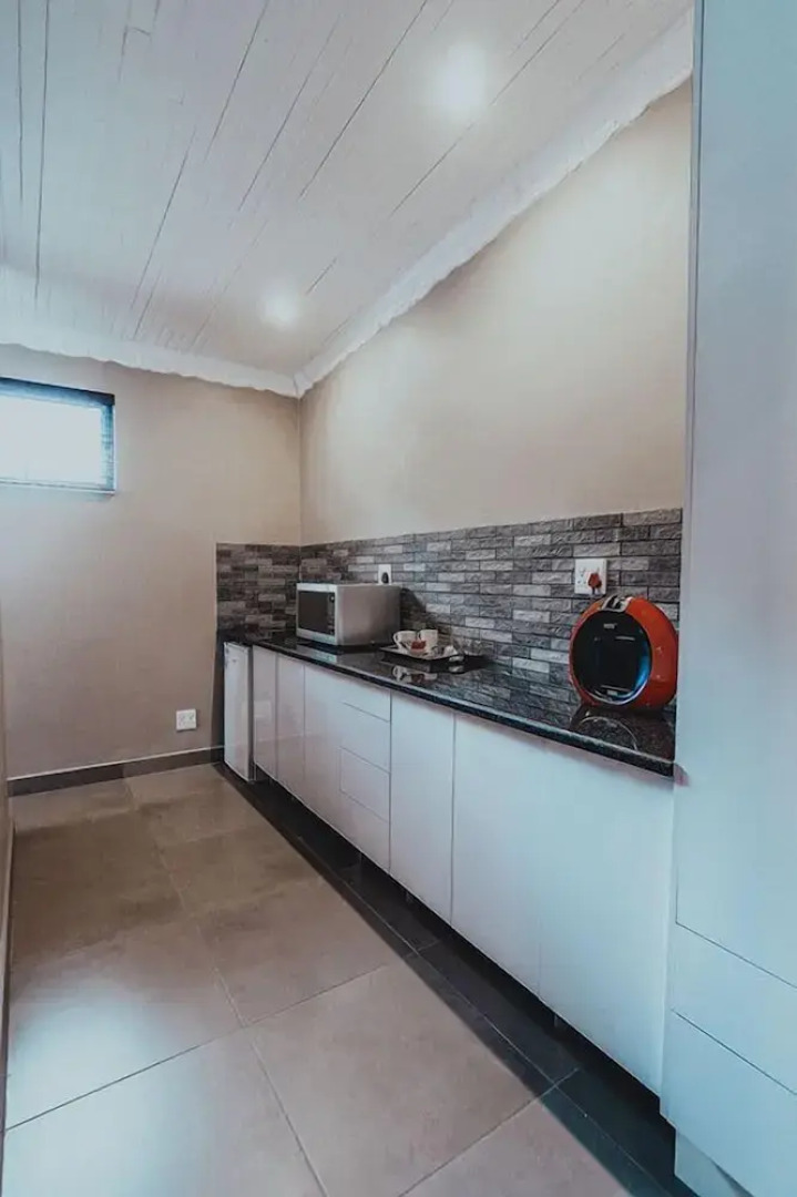 Le Grant Guesthouse and Conference facility