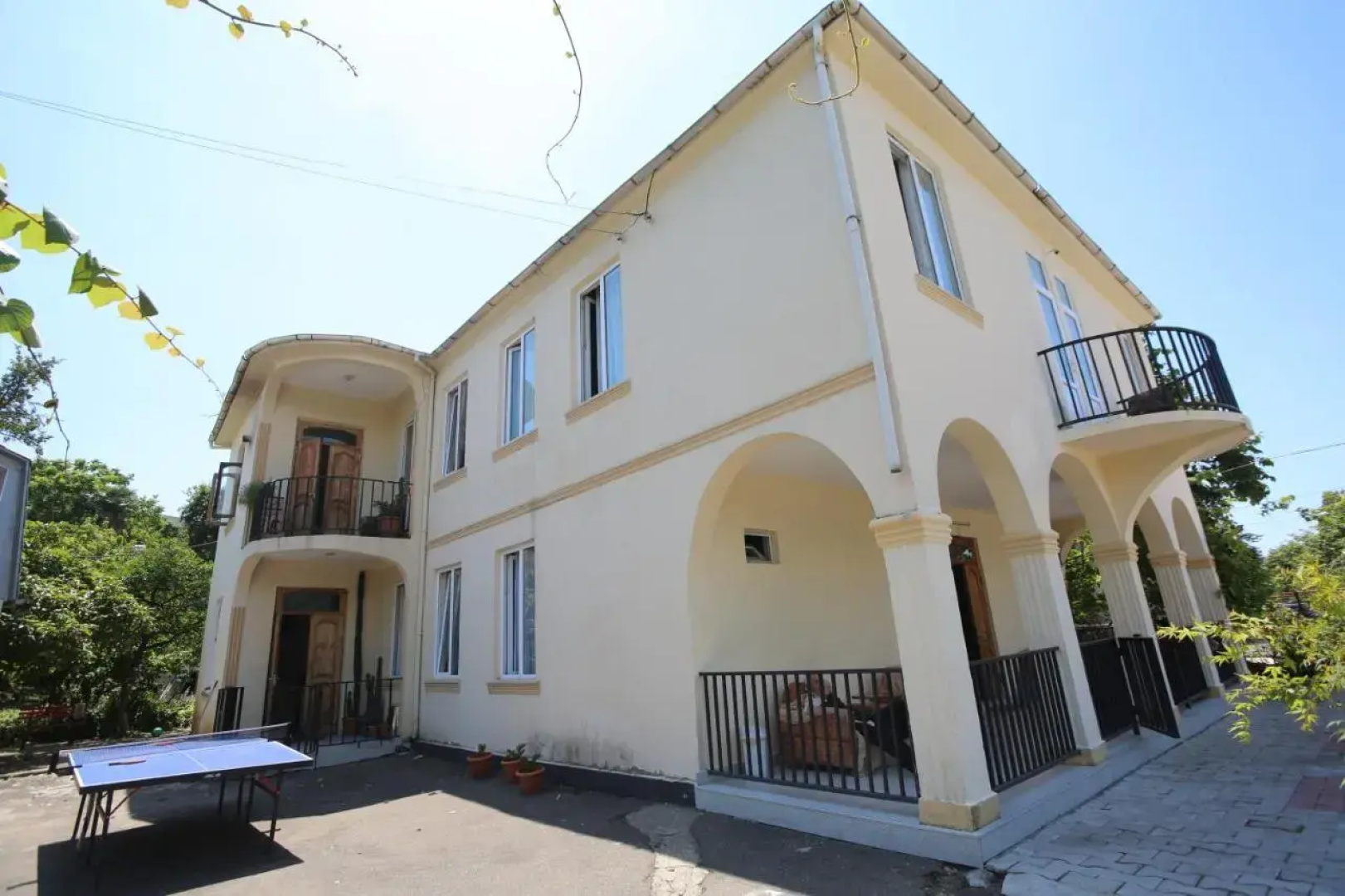Talo's Guest House