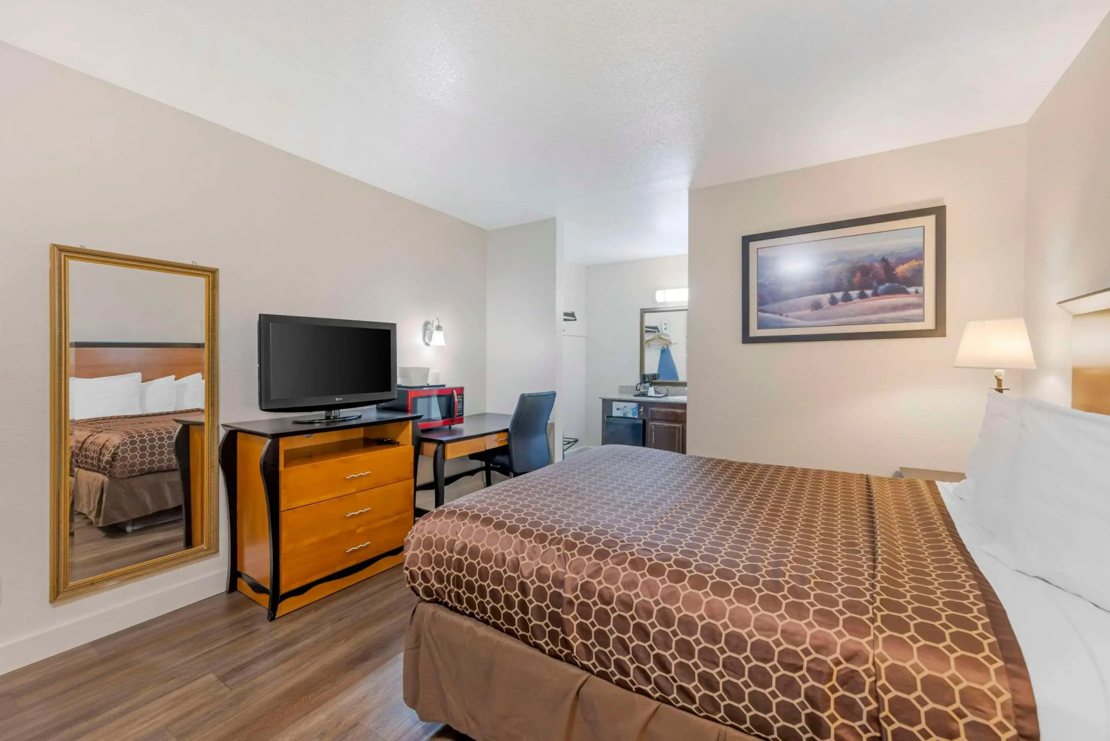 Rodeway Inn at Nevada State Capitol