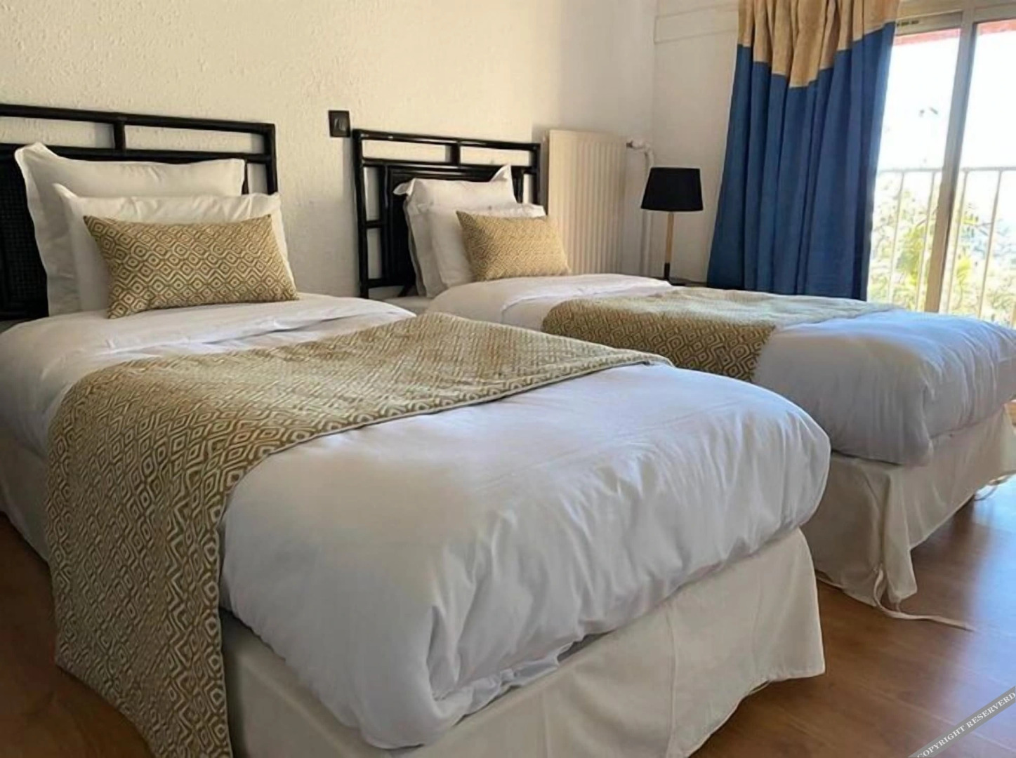 AVOCADO Hôtel Restaurant Bar