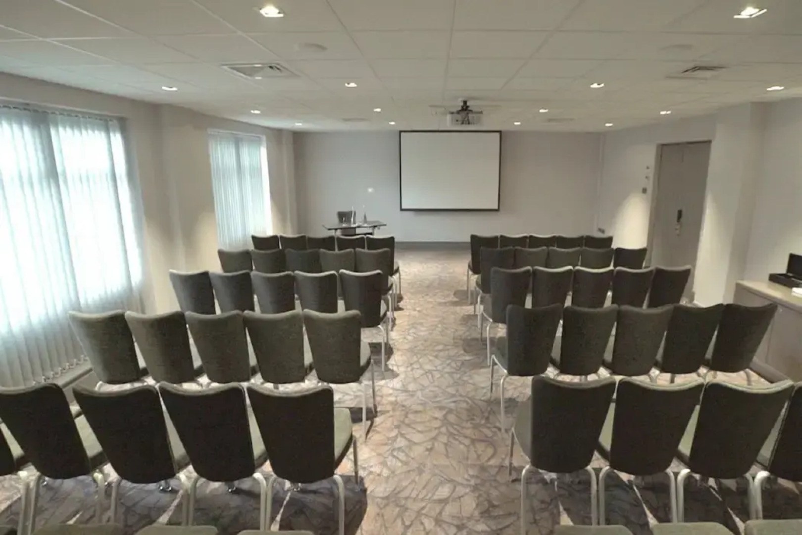 Maldron Hotel Newlands Cross