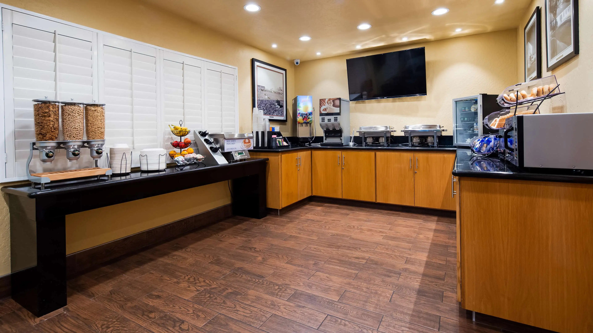 Best Western Pine Tree Motel