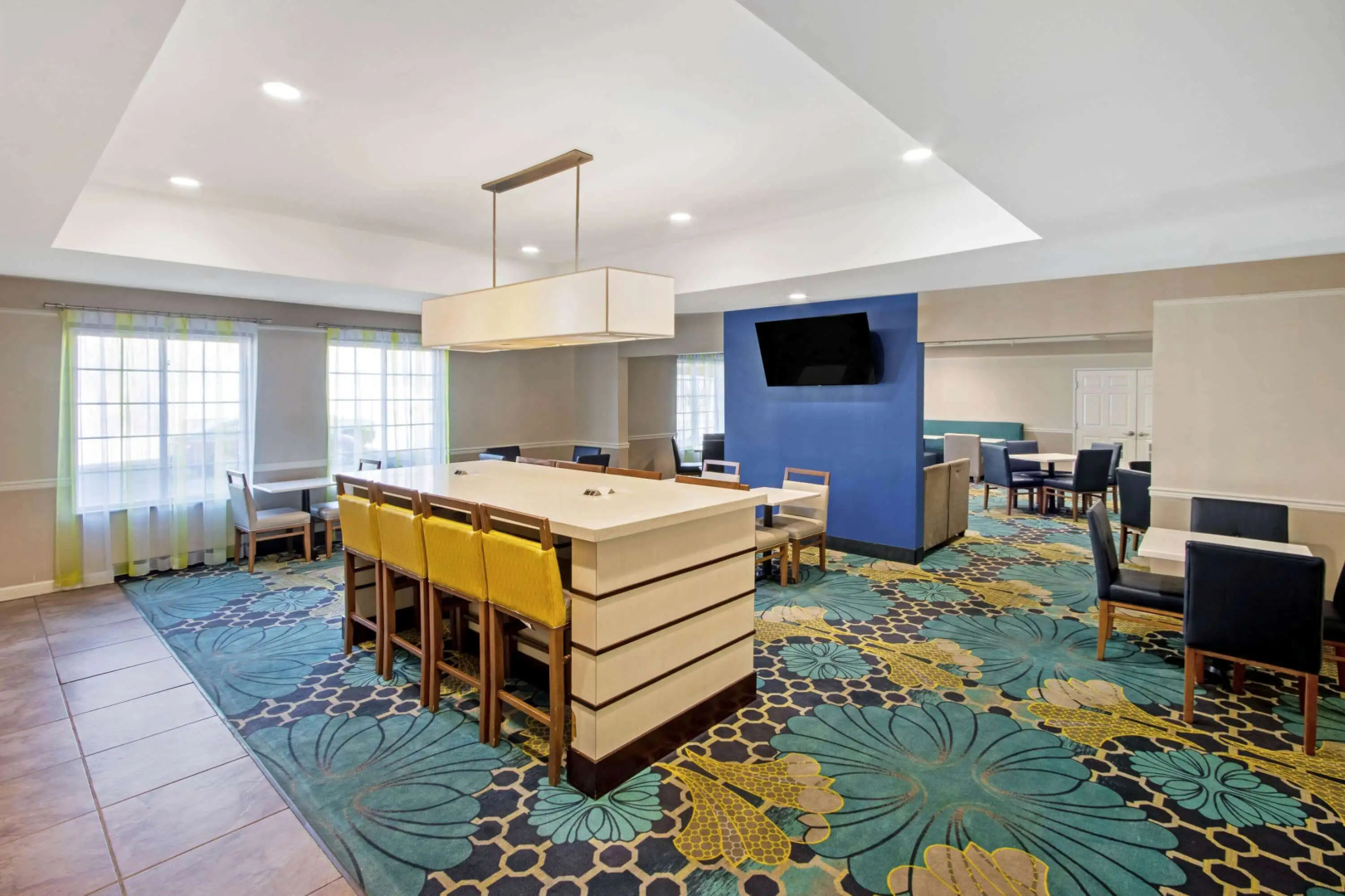 La Quinta Inn & Suites by Wyndham Ruidoso Downs