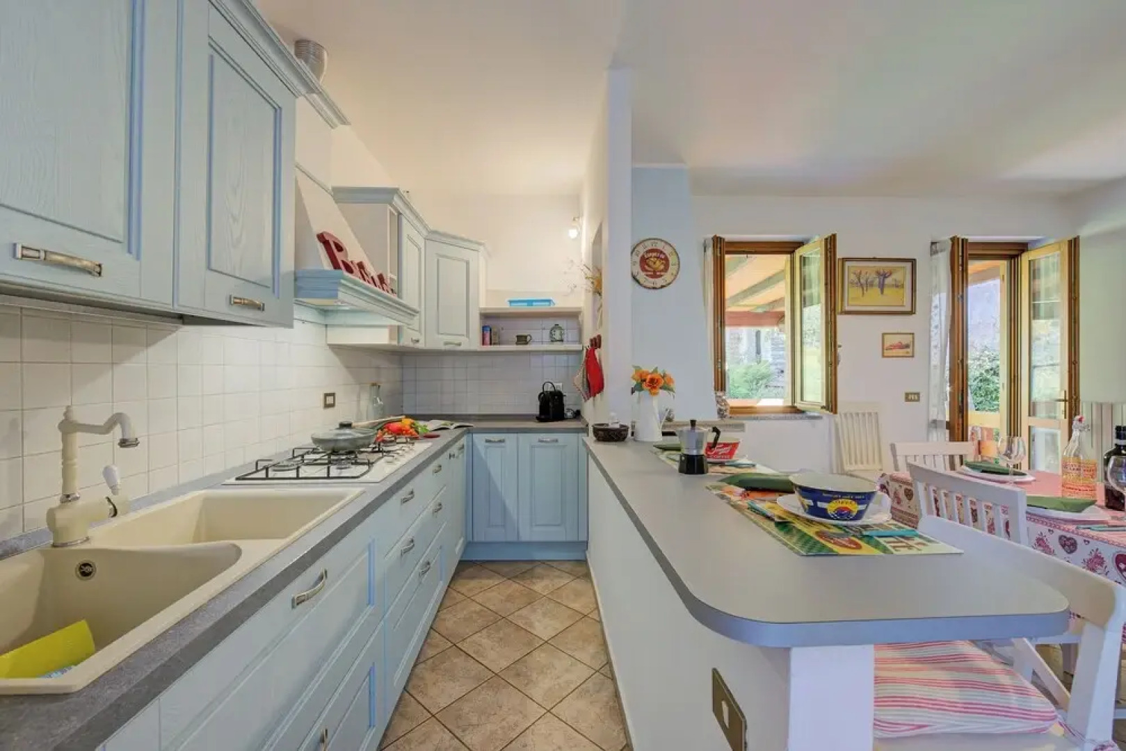 Brighty Rainbow House Garden