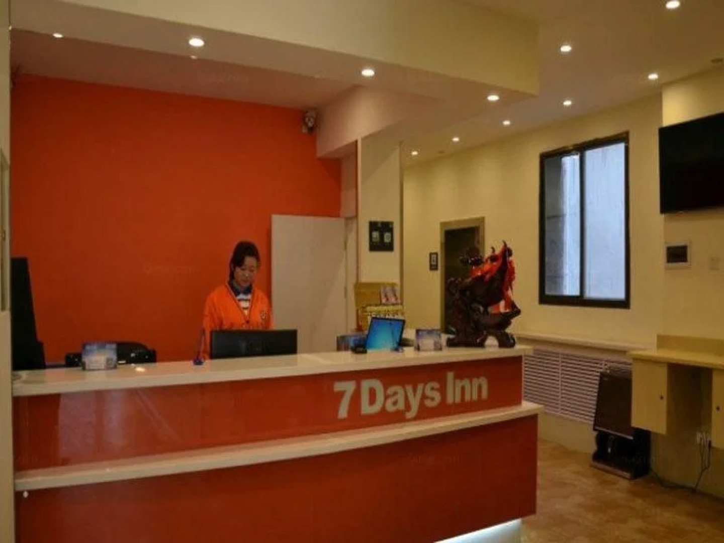 7 Days Inn Pingliang Jiefang Road Branch