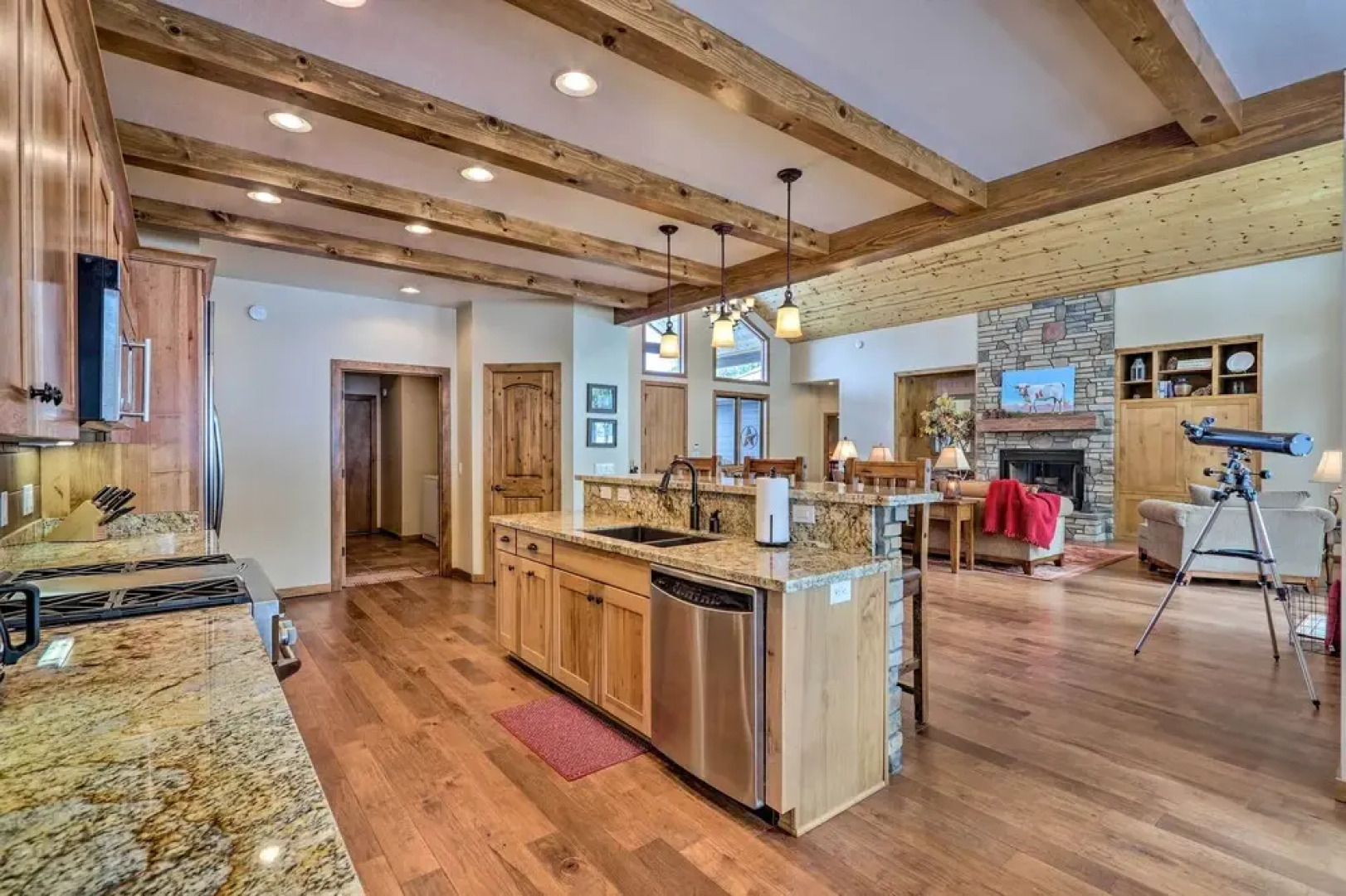 Furnished Deck + Fire Pit: Show Low Hideaway!