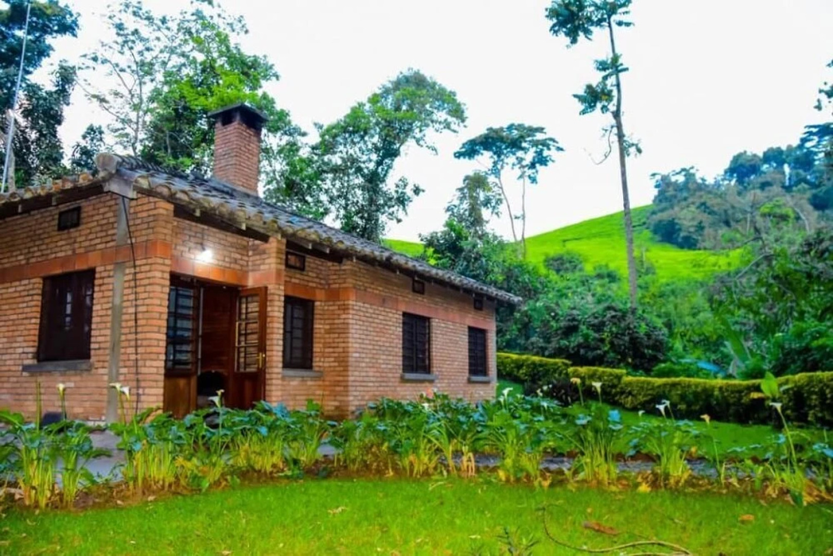 Gisakura Guest House