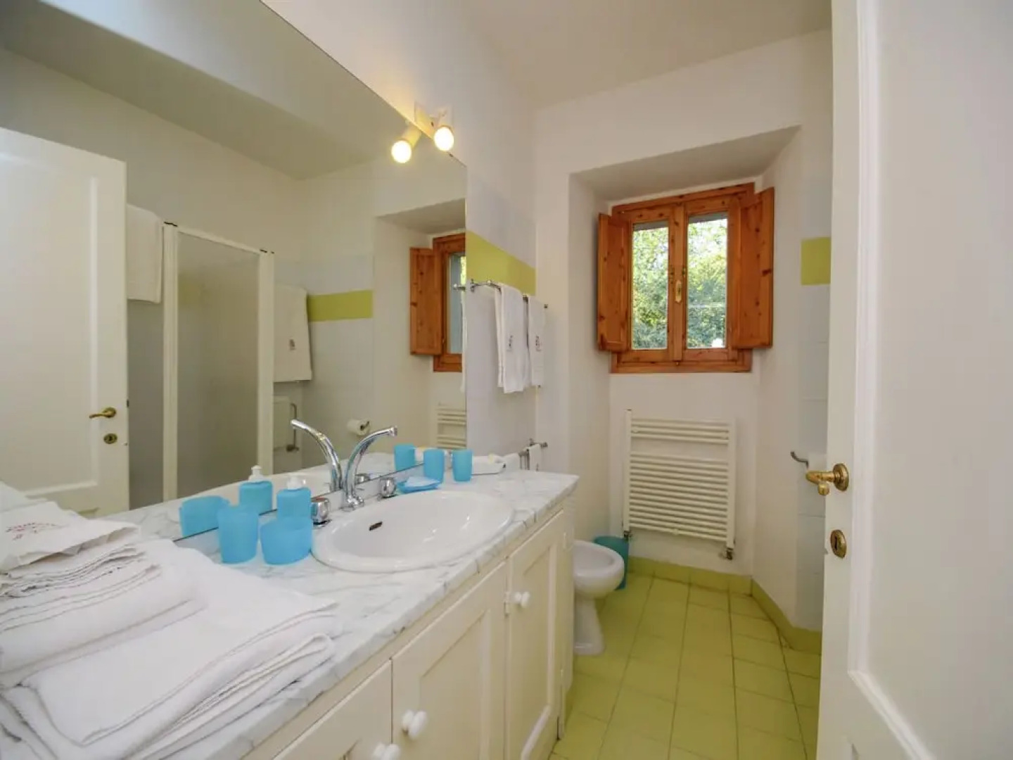 Villa with swimming pool and panoramic view of the Apennines