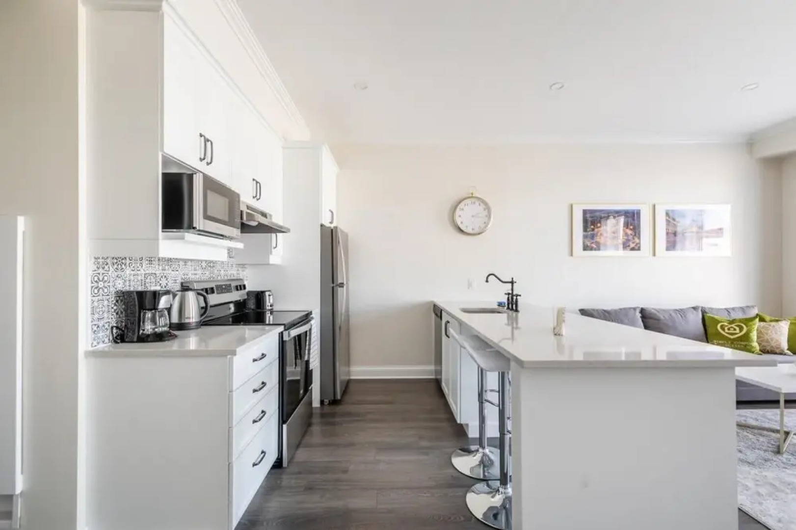 Iconic Rideau 1Bd Unit Balcony Free Parking 2