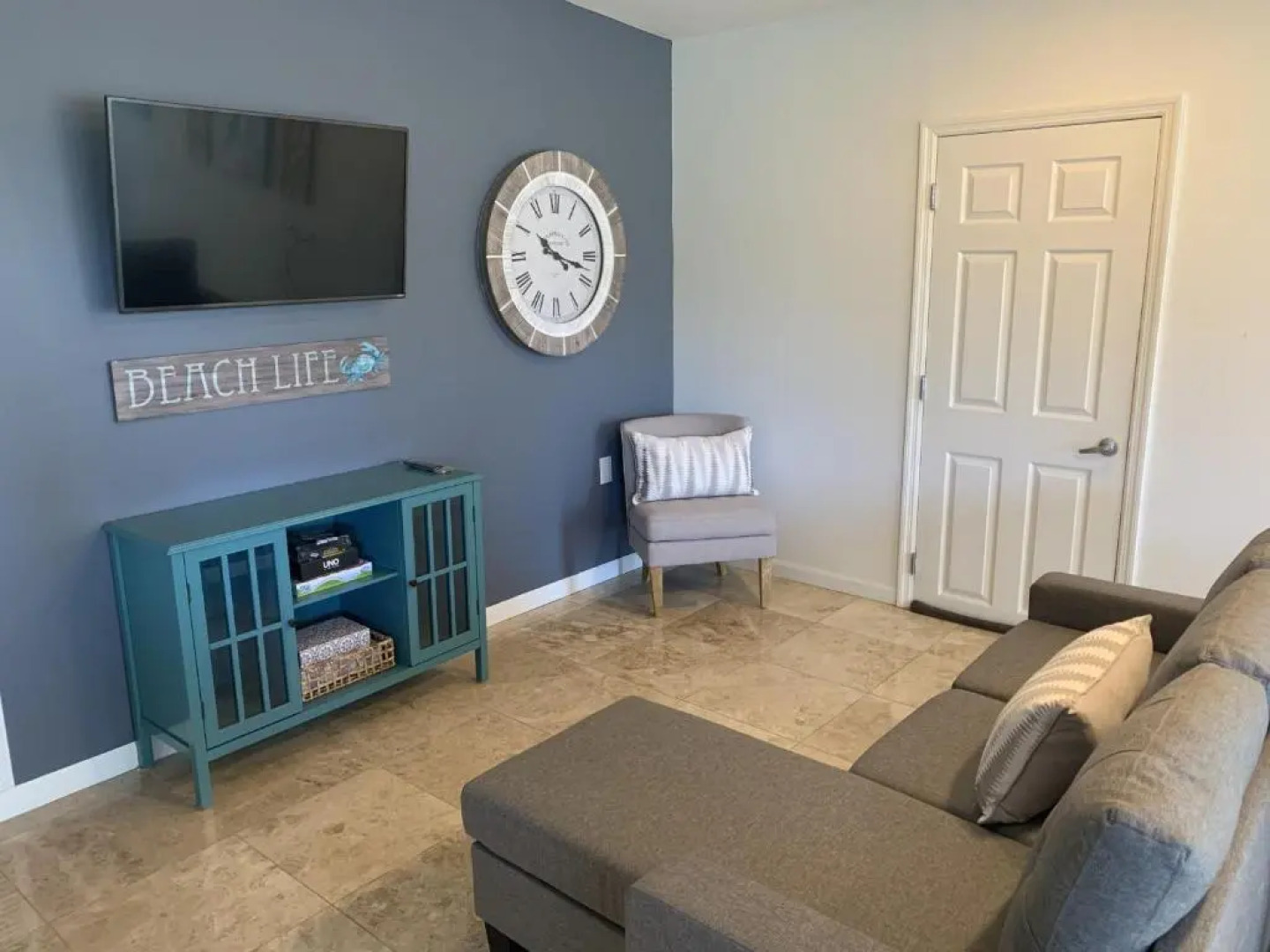 Pool, Hot tub, Close to Beaches, Shopping, More!