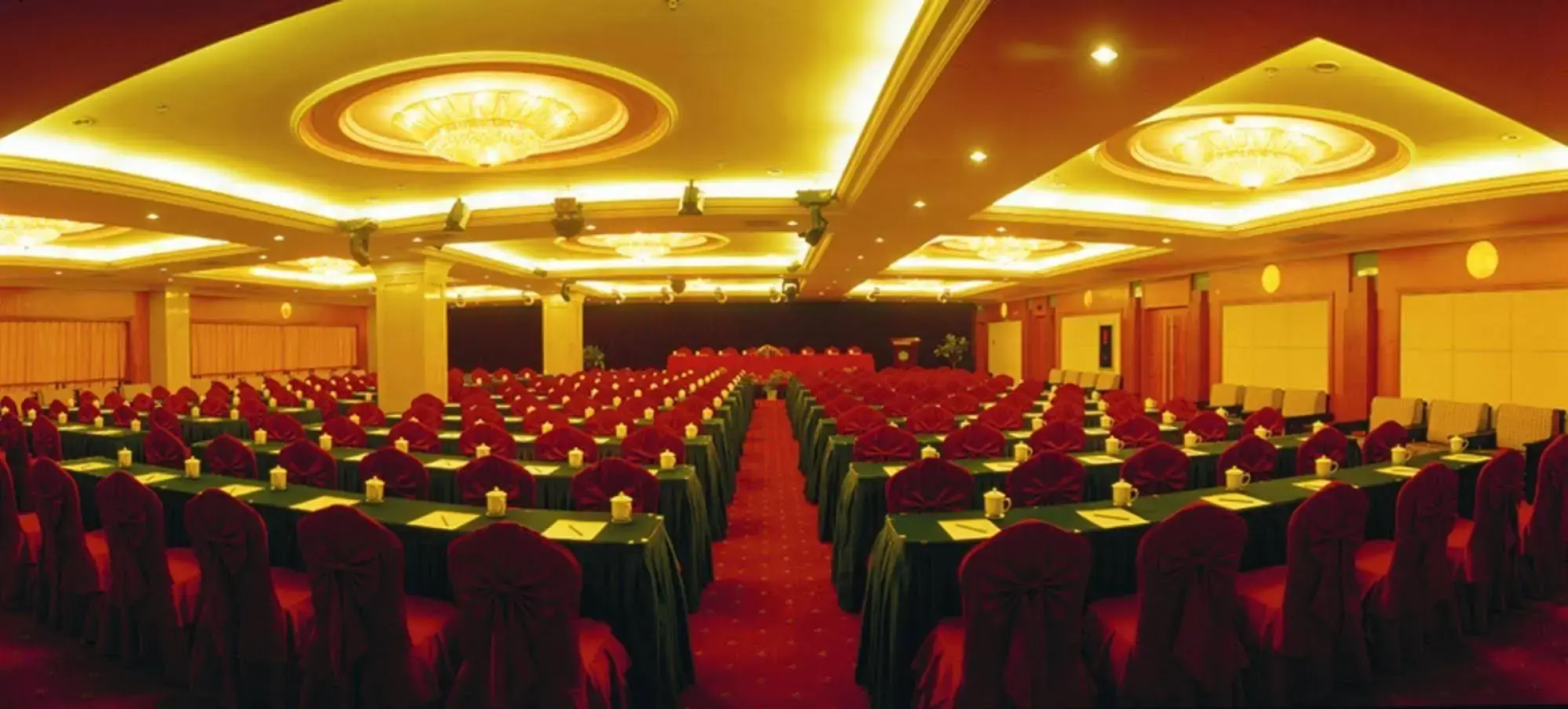 Jindu Crown Hotel