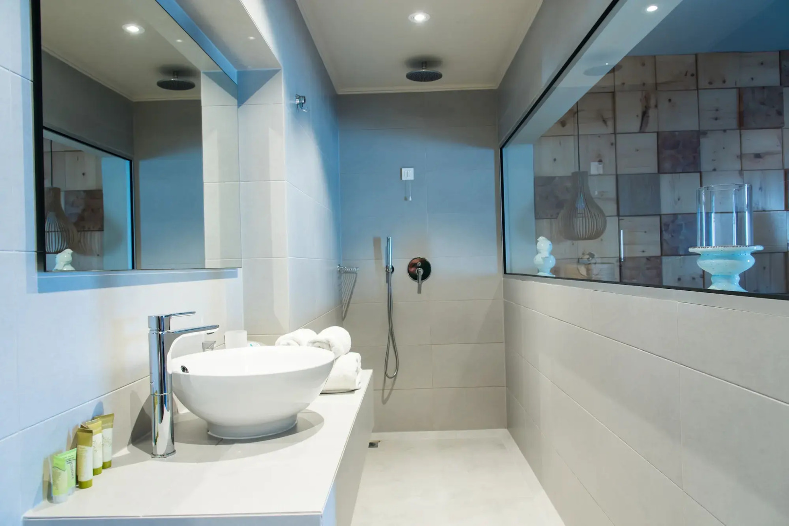 Elia Agia Marina Hotel