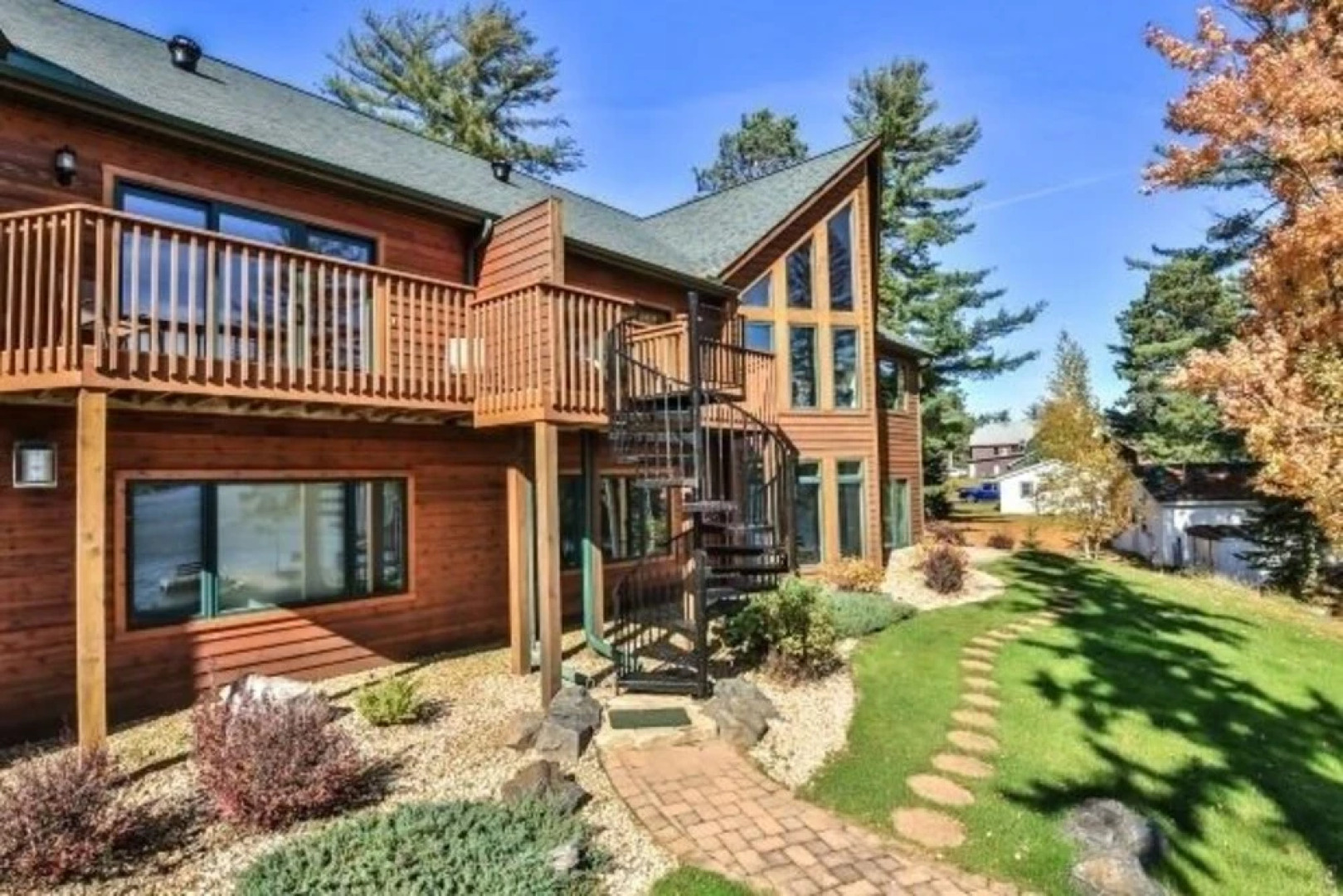 Copperwood #17 - 3 Br Condo