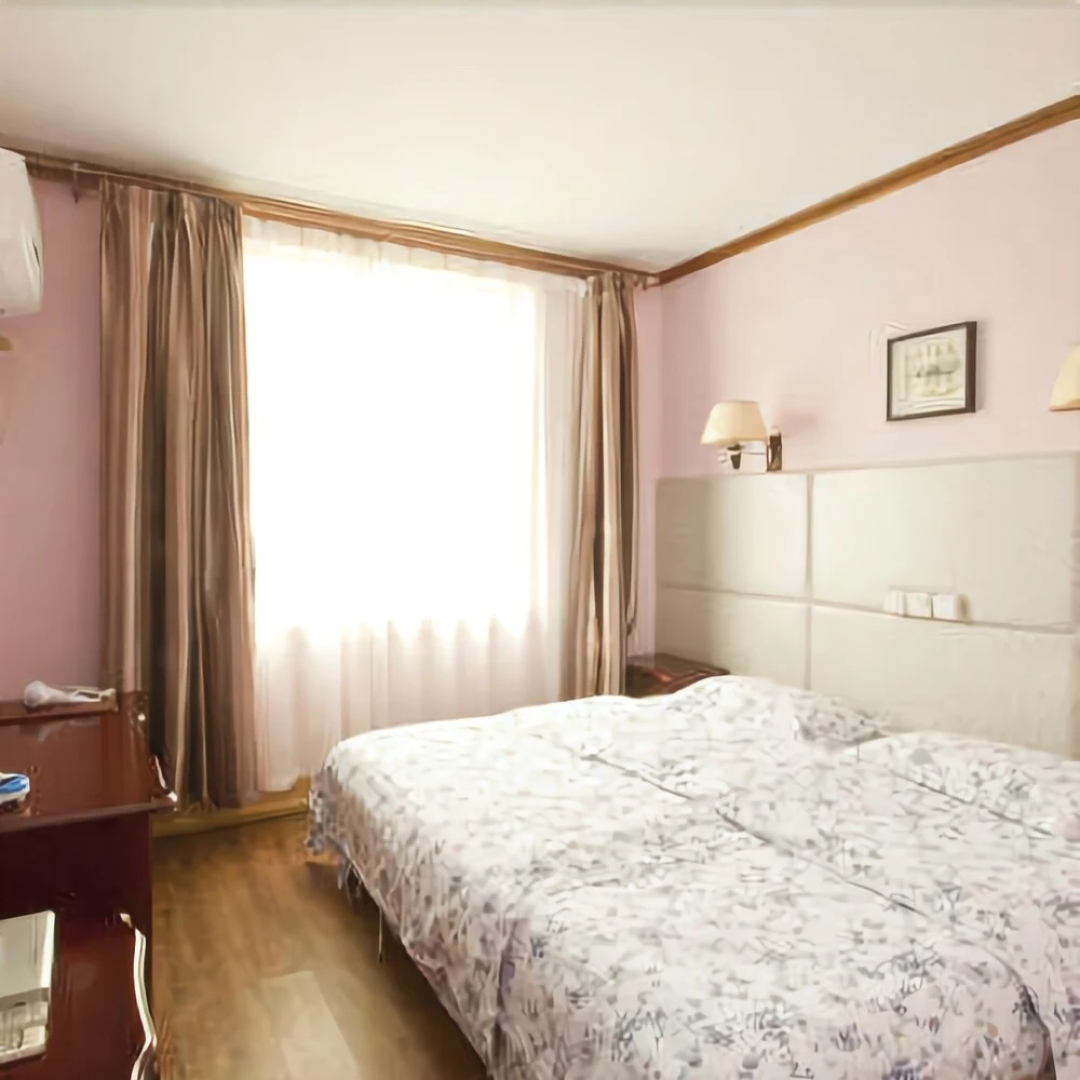 Hai Yue Holiday Hotel