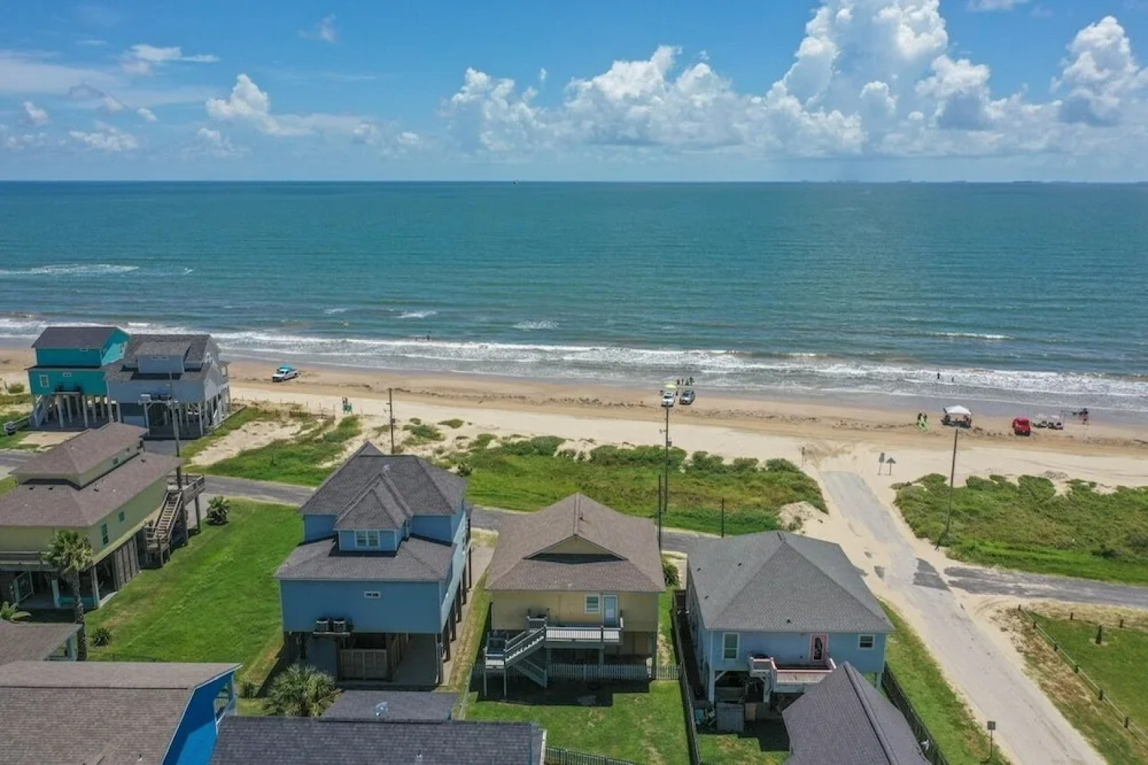 A La Playa 2 Bedroom Home by RedAwning