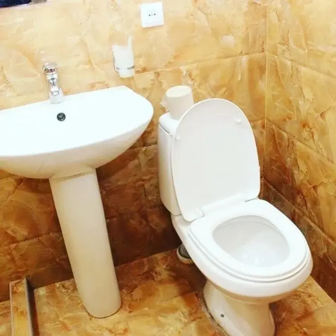 Golden Hotel