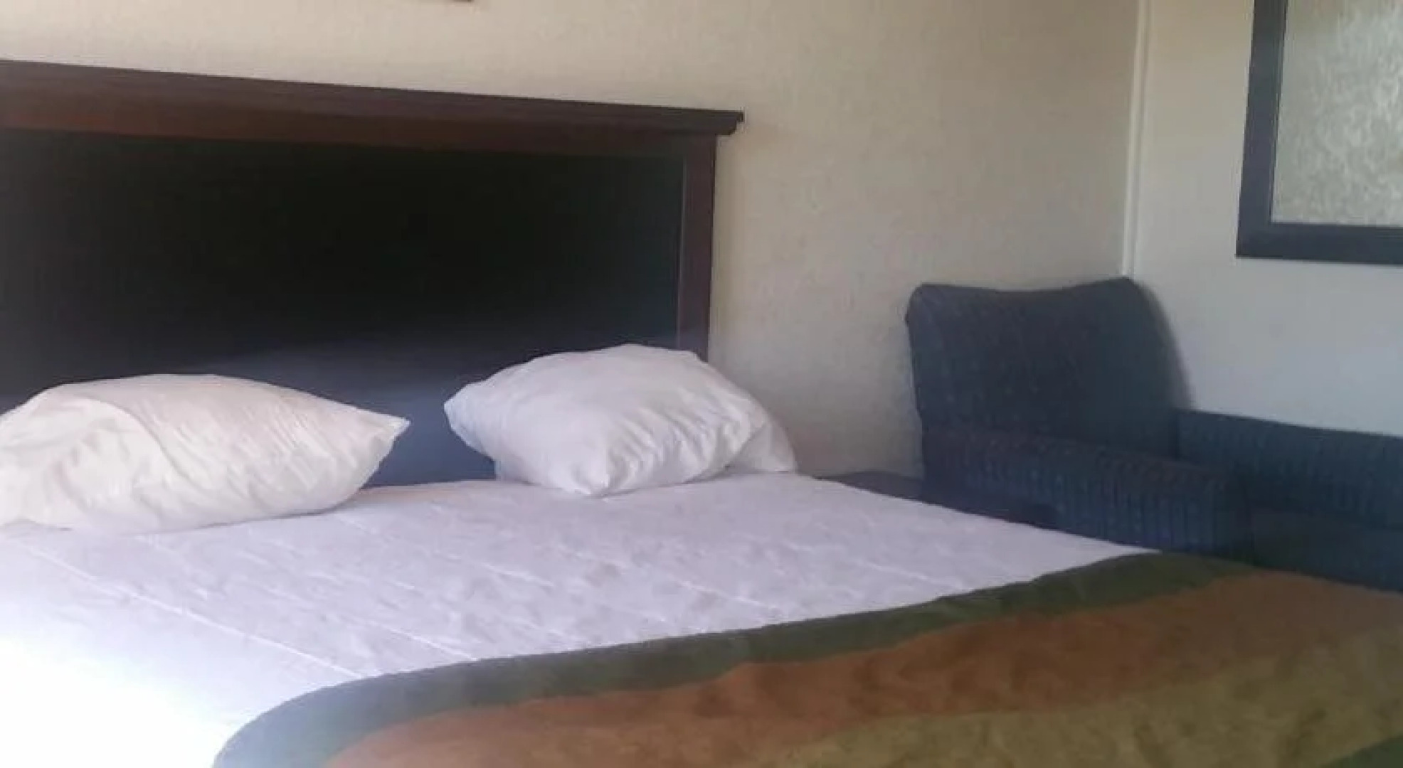 Del Rancho Motel By Townhouse Portland OR Hwy 205