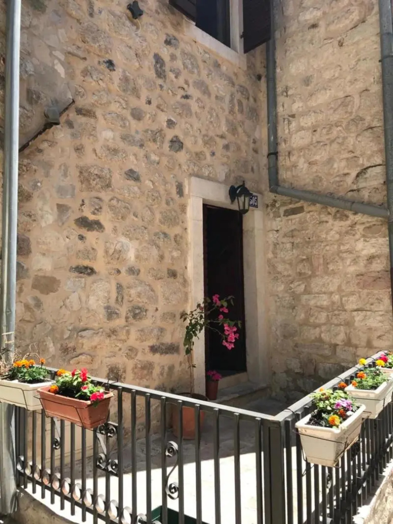 Puerta Apartments