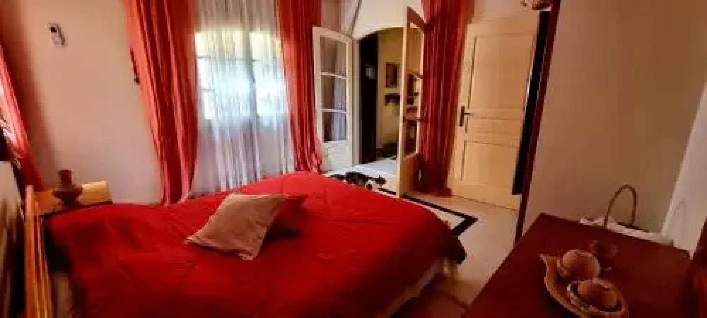 Sarra Hotel