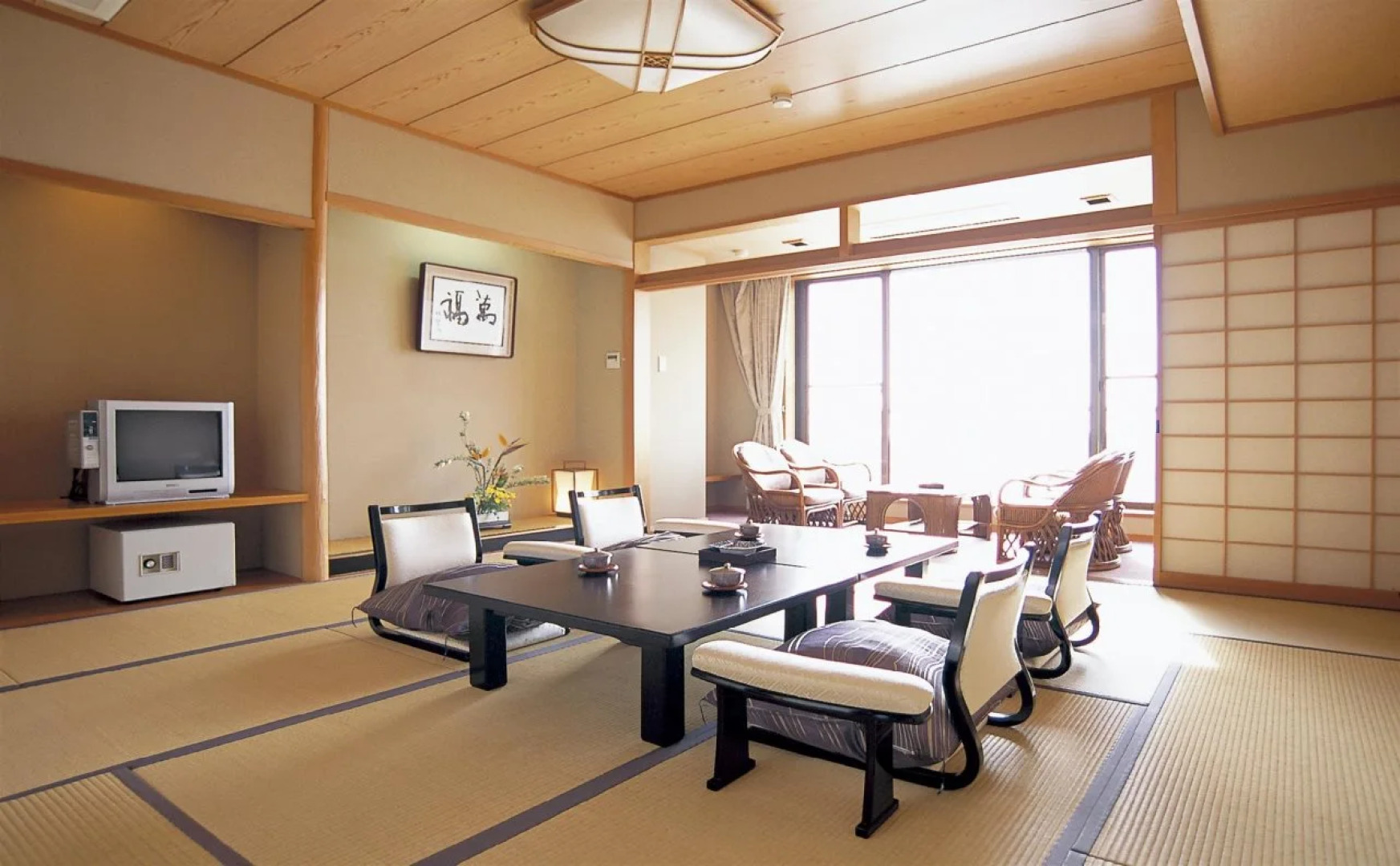 Tabinoyado Ushionoakari Geiboso