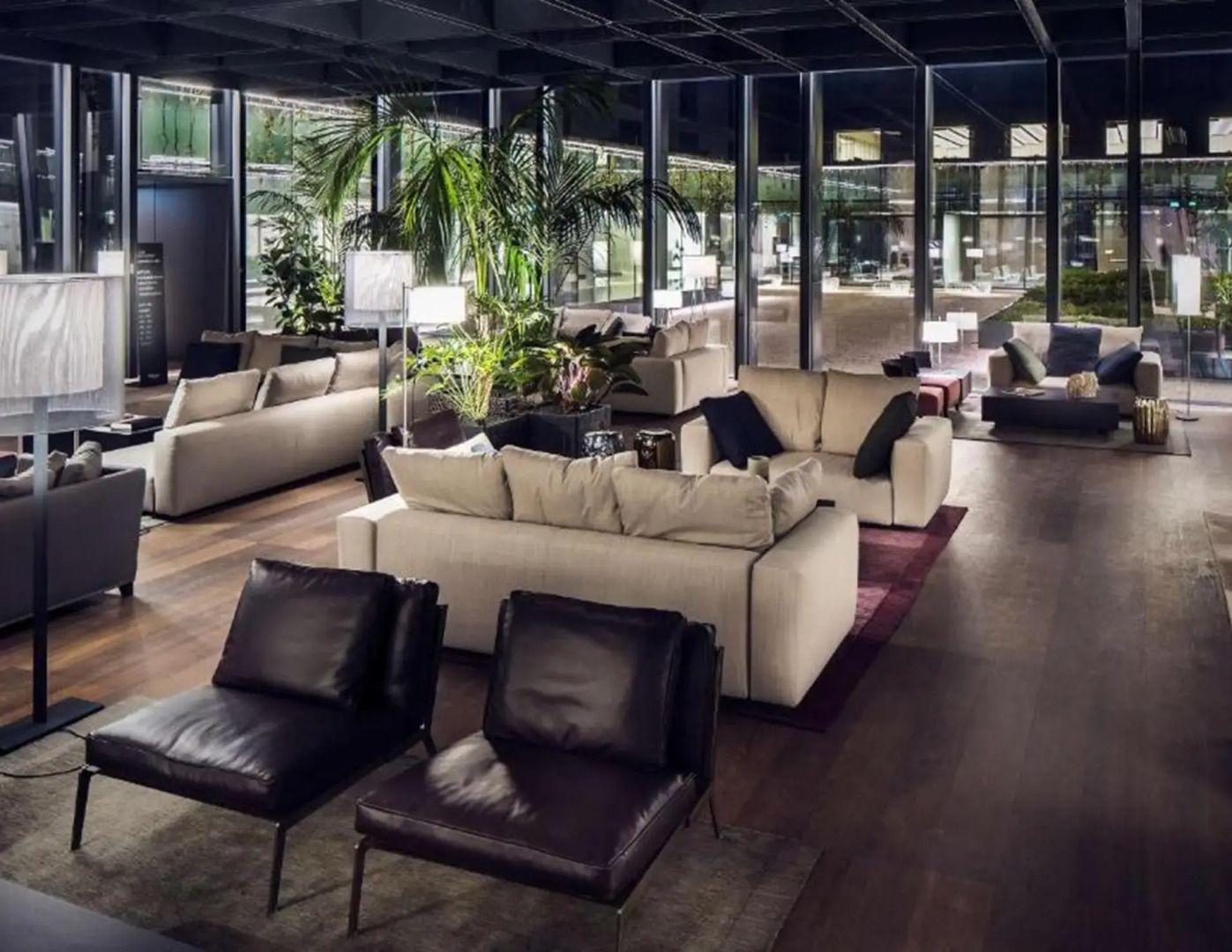 Отель Hilton Lake Como