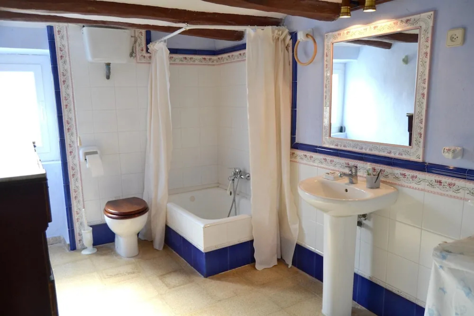 House With 4 Bedrooms in Sant Pere Sacarrera, With Wonderful Mountain