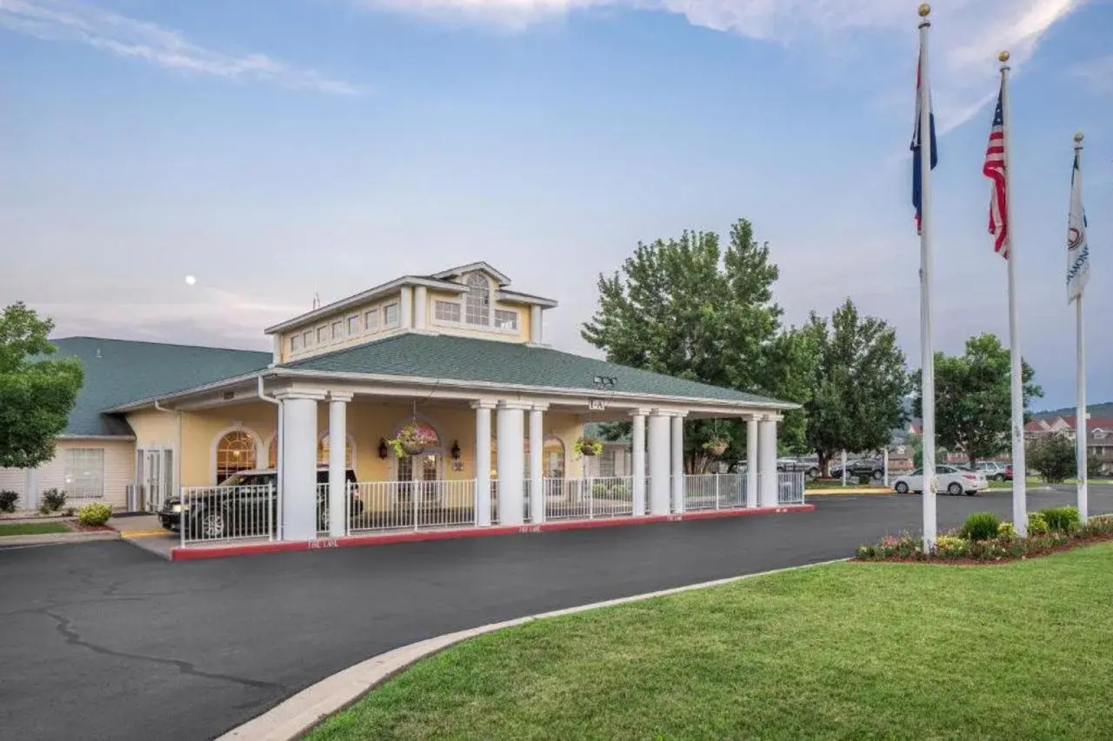 The Suites at Fall Creek