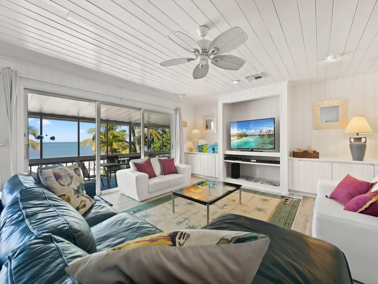 White Sand Cottage by Vacation Rental Pros