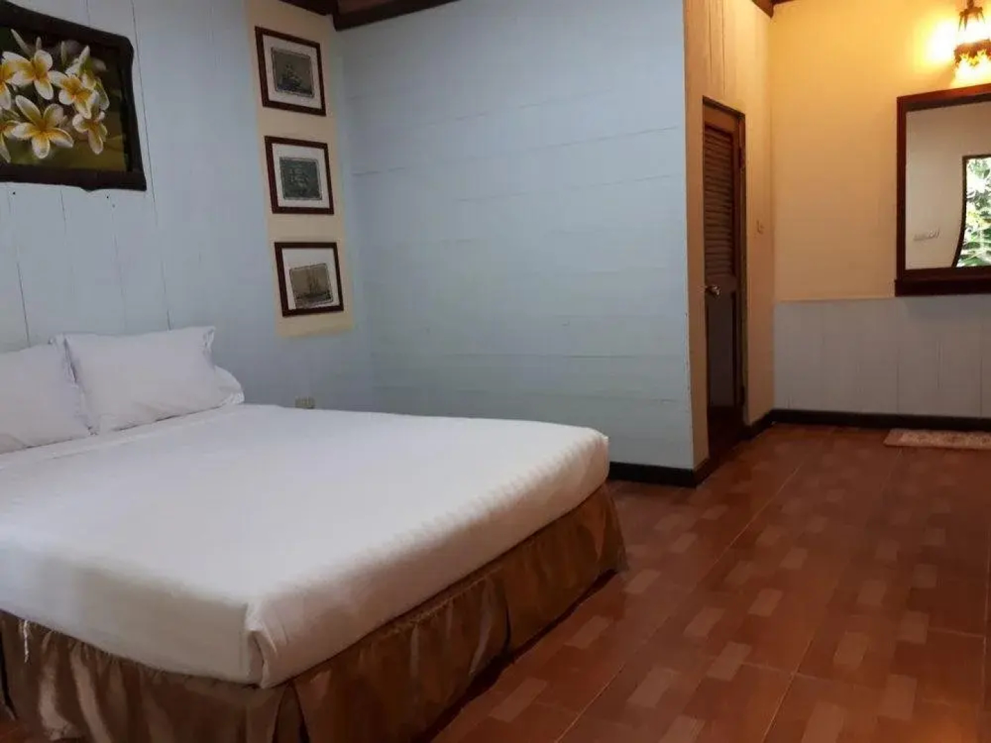 Amporn Riverside Resort