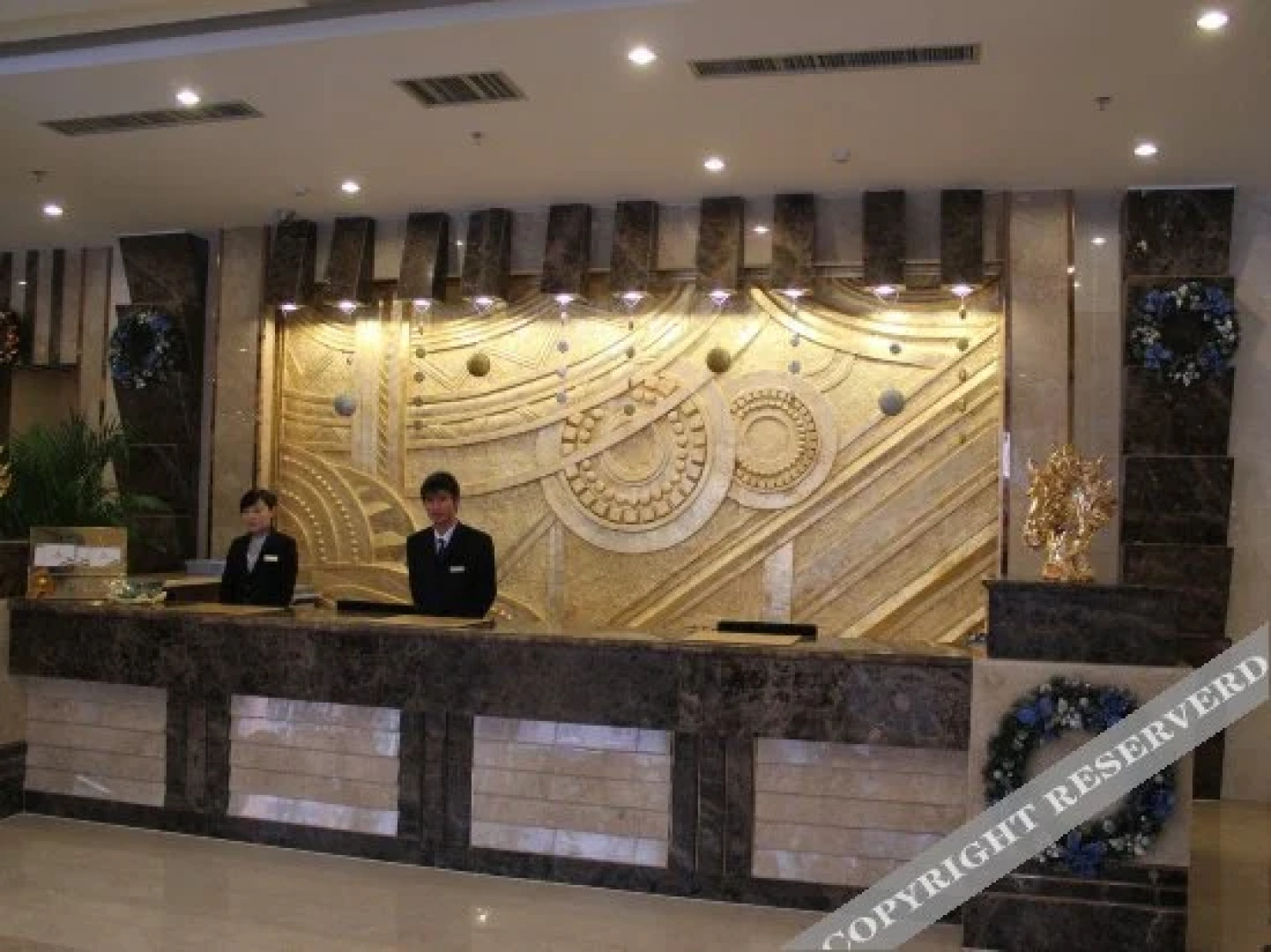 Universal House Haiyi Hotel