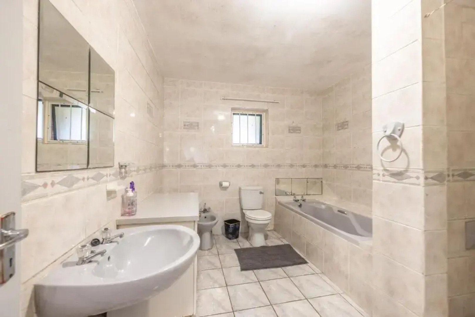 Mgwalana River Lodge