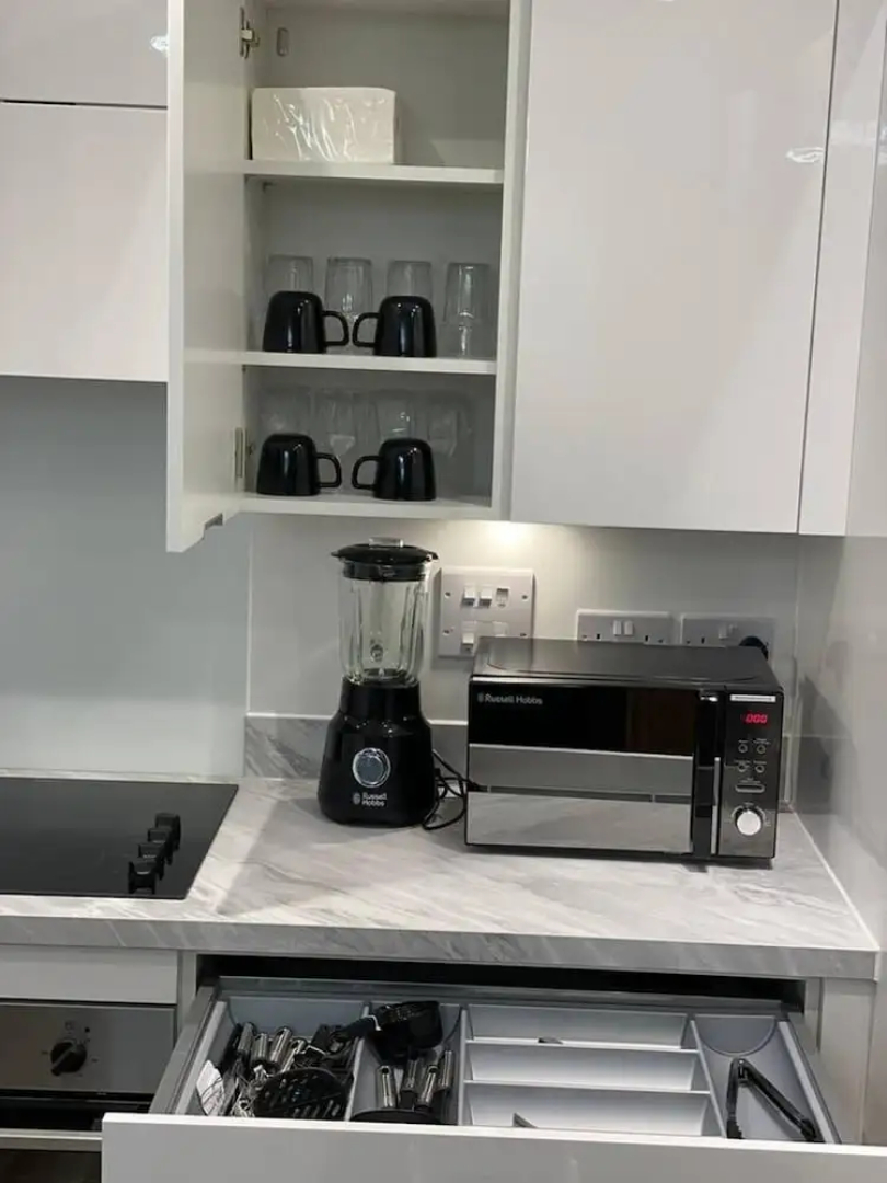 Inviting 2-bed Apartment in Grays