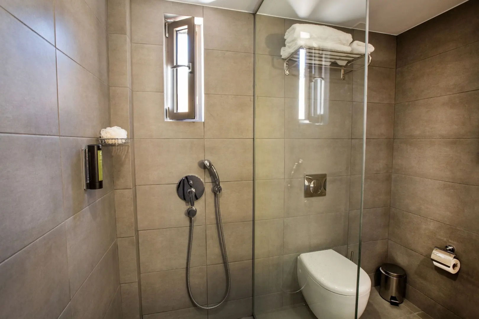 Sundance Apartments and Suites