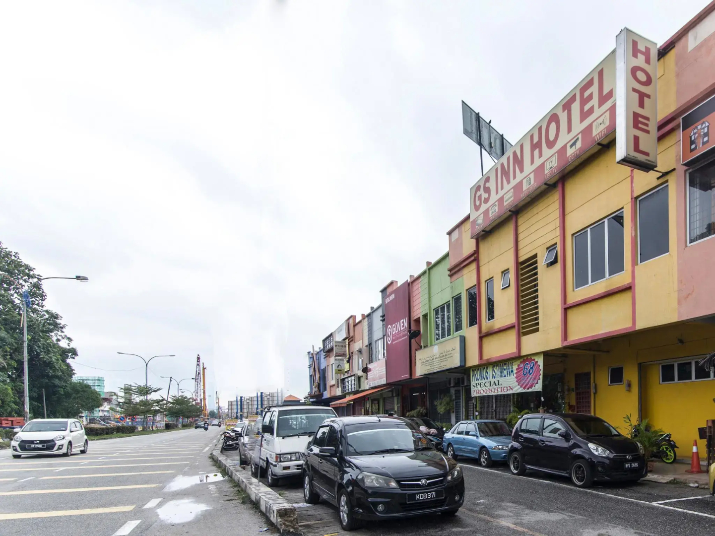 OYO 425 Hotel GS Inn