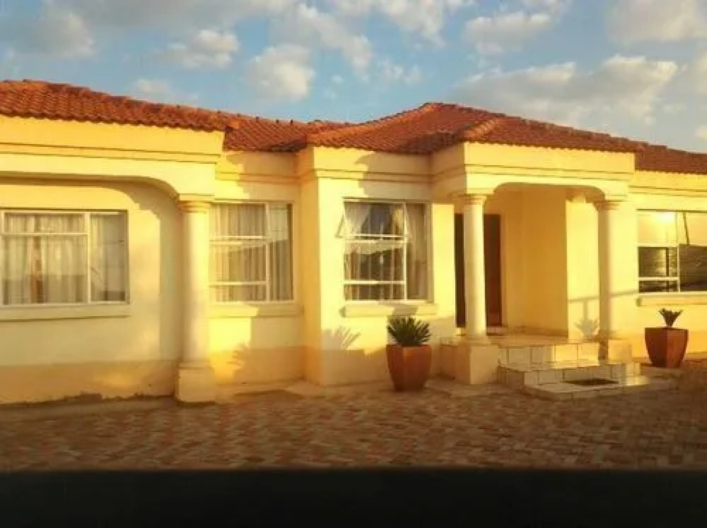 Turquoise View Guesthouse