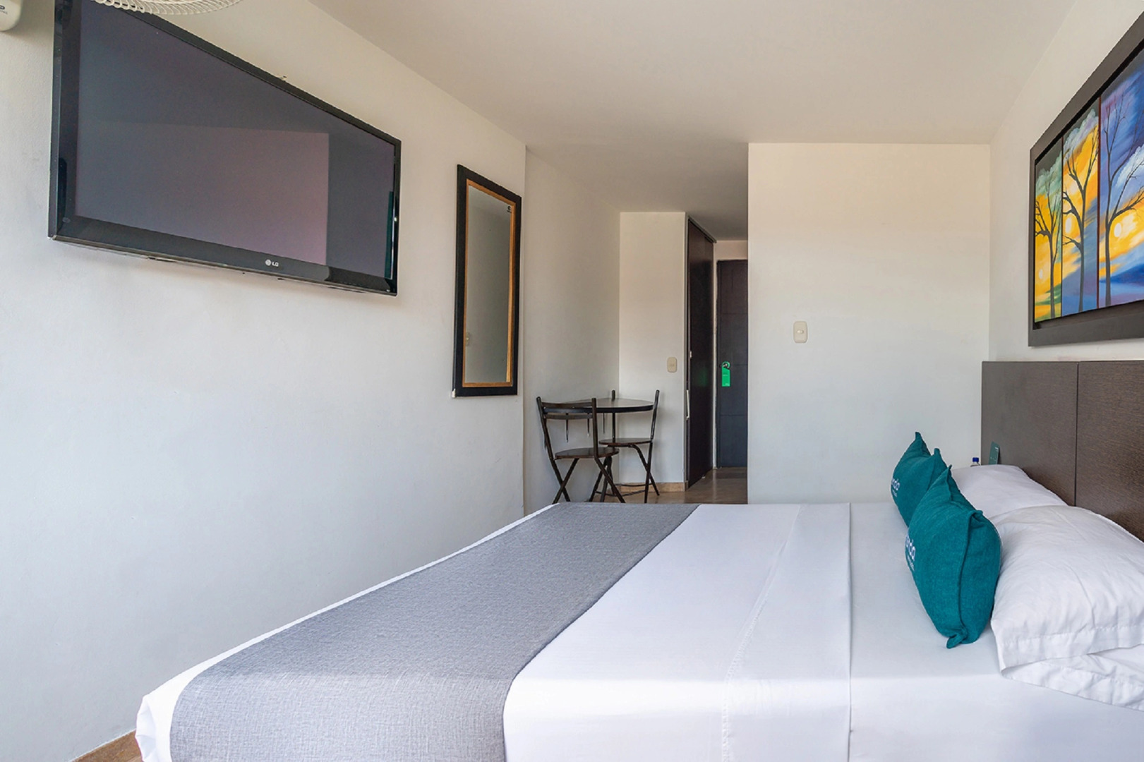 Hotel Casa Blanca Laureles