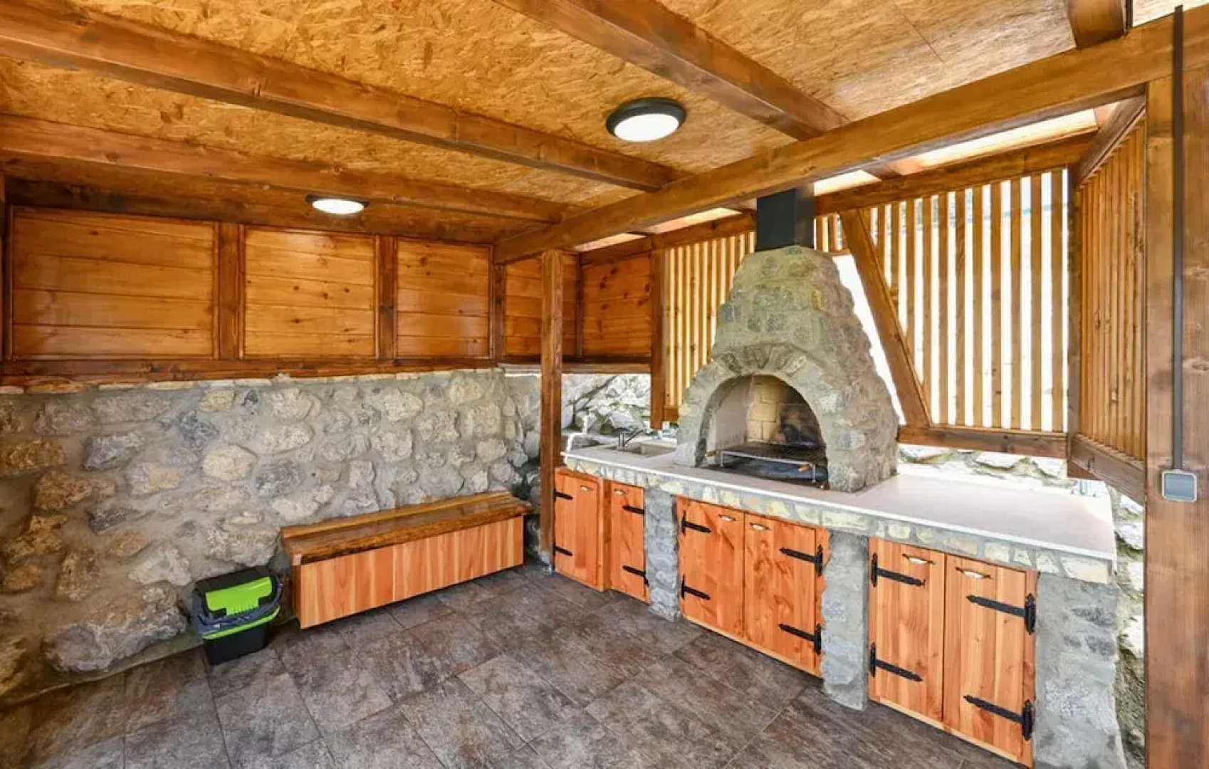 Dream Villa Sleeps 8 With Sauna