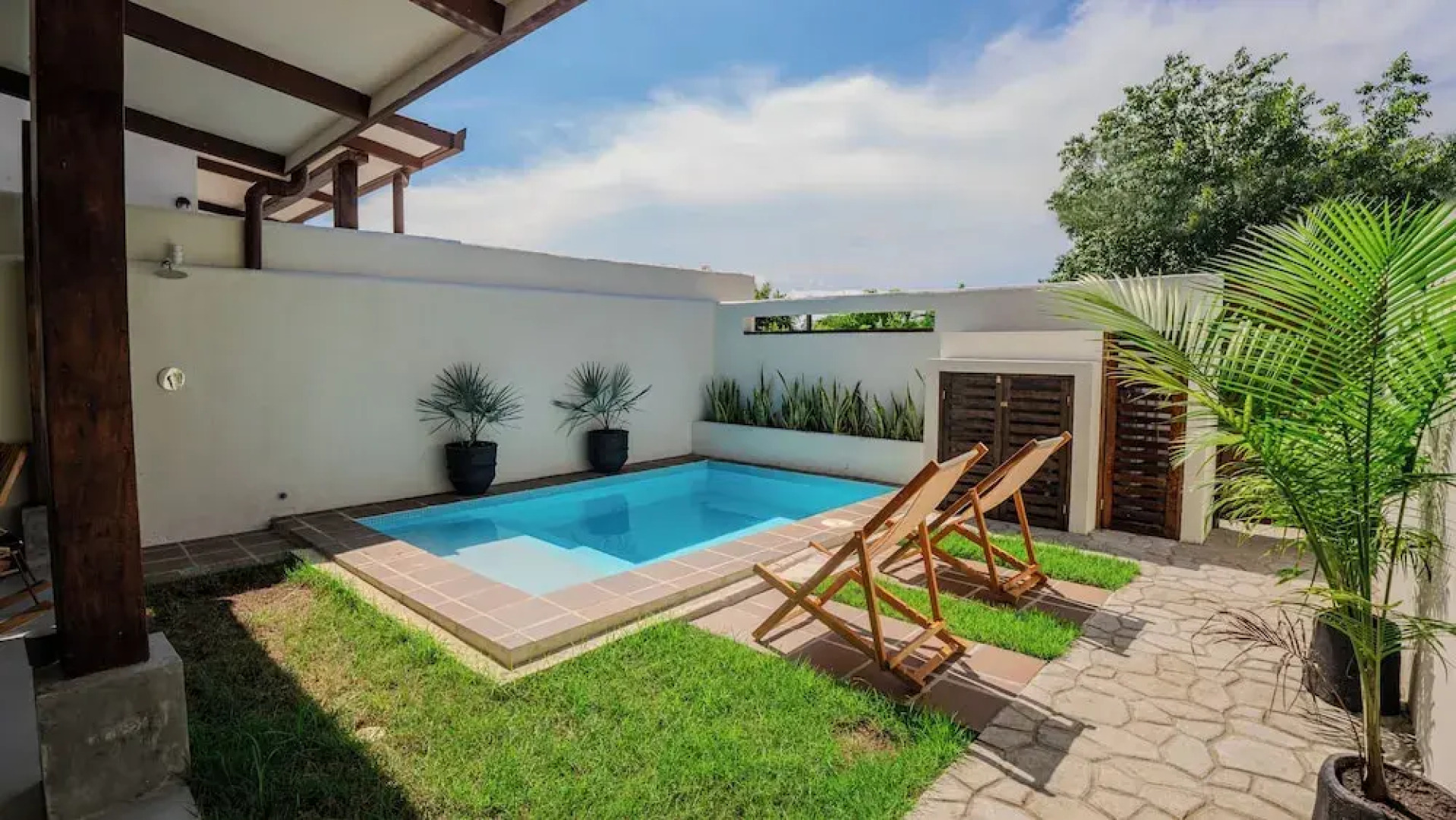 Pedasí 2-Bedroom Oasis with Pool