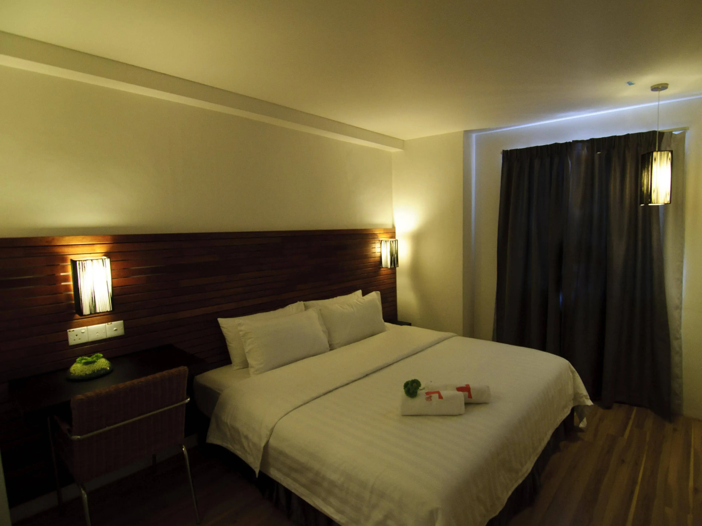 T Hotel Tandop