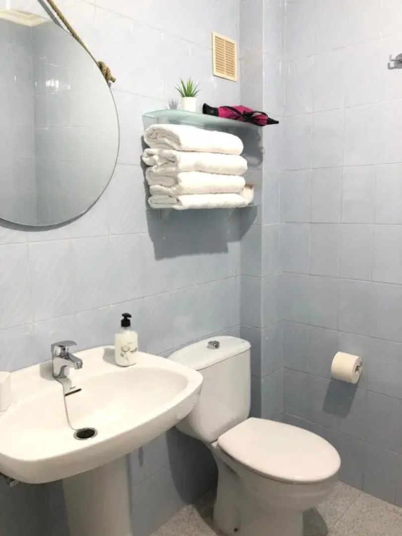 Apartamento con vistas al mar en Primera Línea.