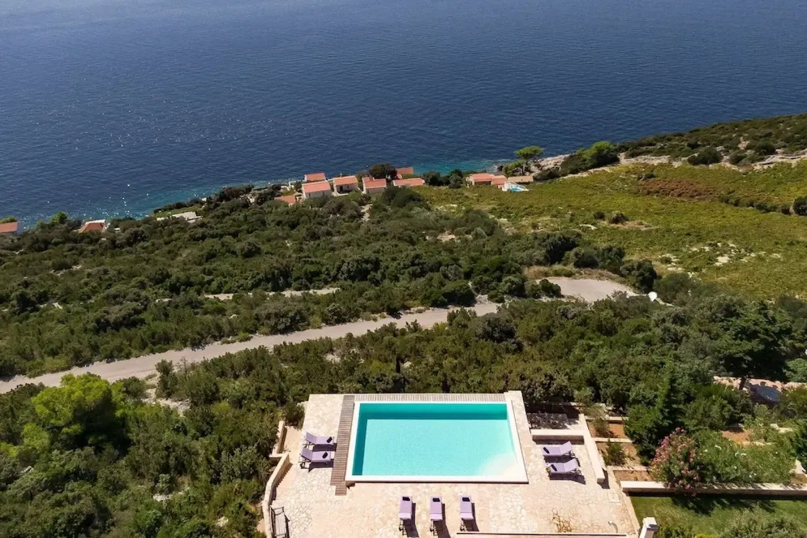 Stone Houses Dingač