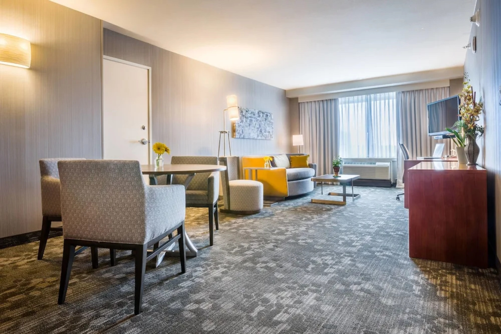 Courtyard Los Angeles Westside