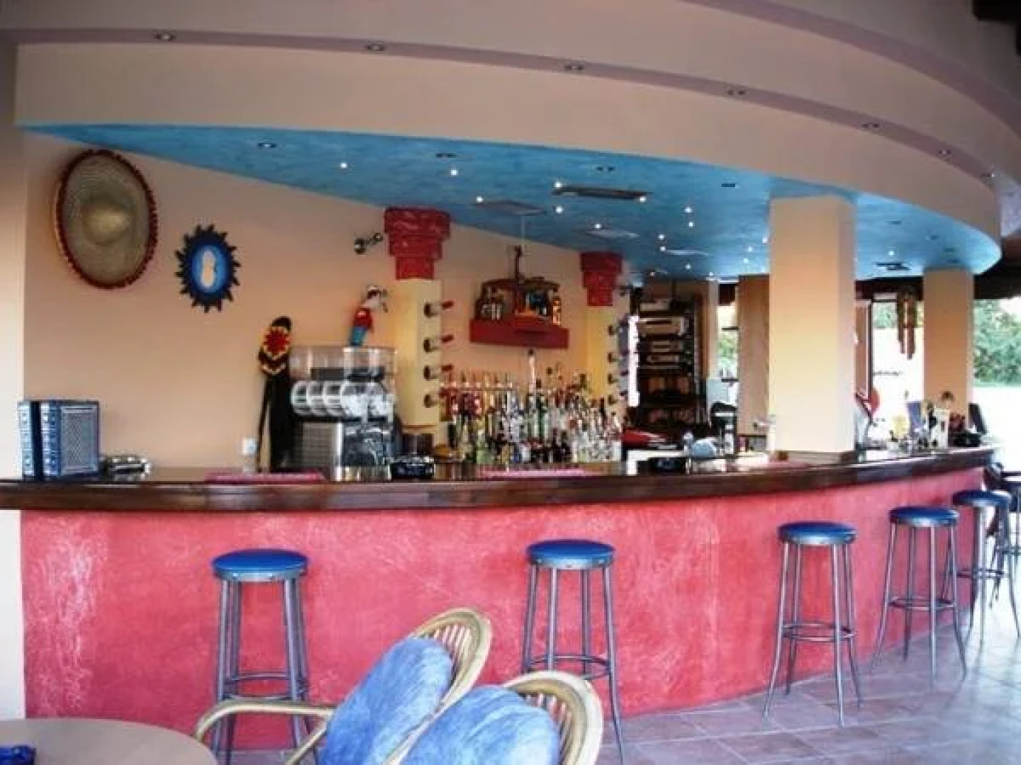 Koursaros Apartments