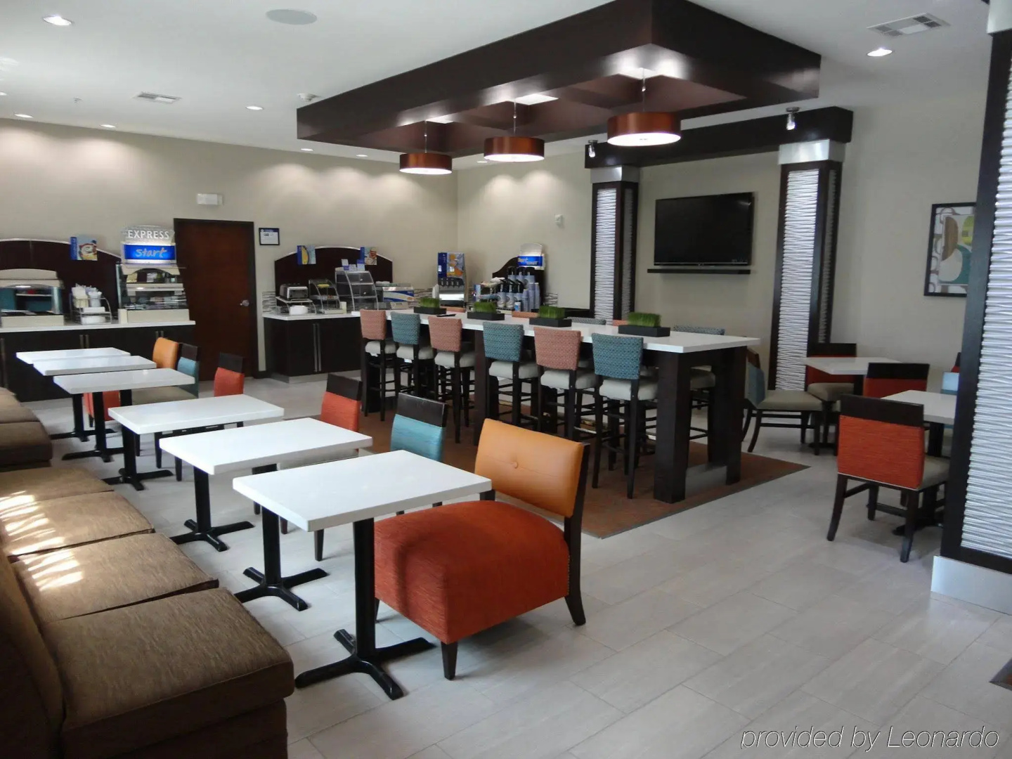 Holiday Inn Express Kenedy by IHG