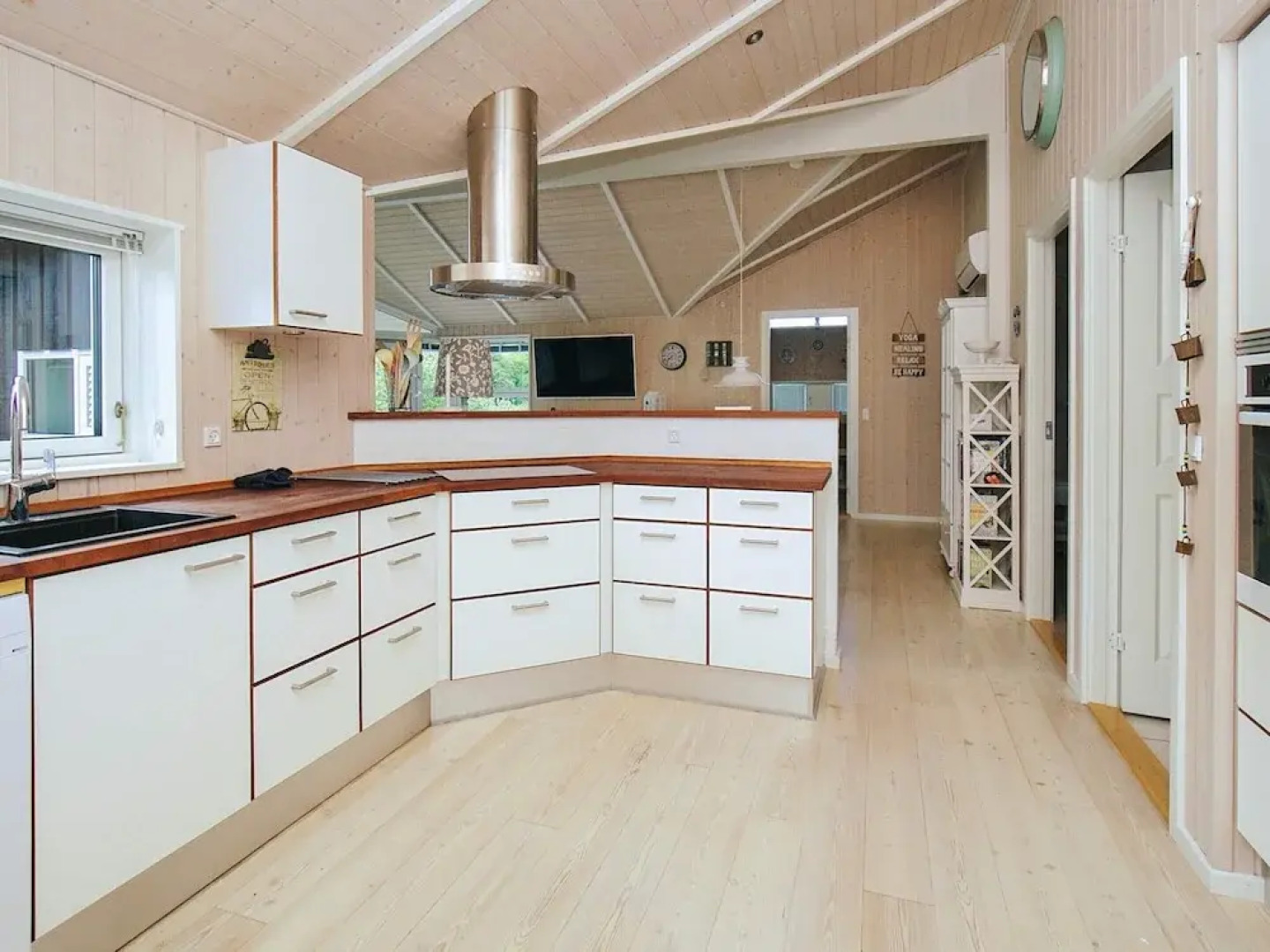 8 Person Holiday Home in Horve-by Traum