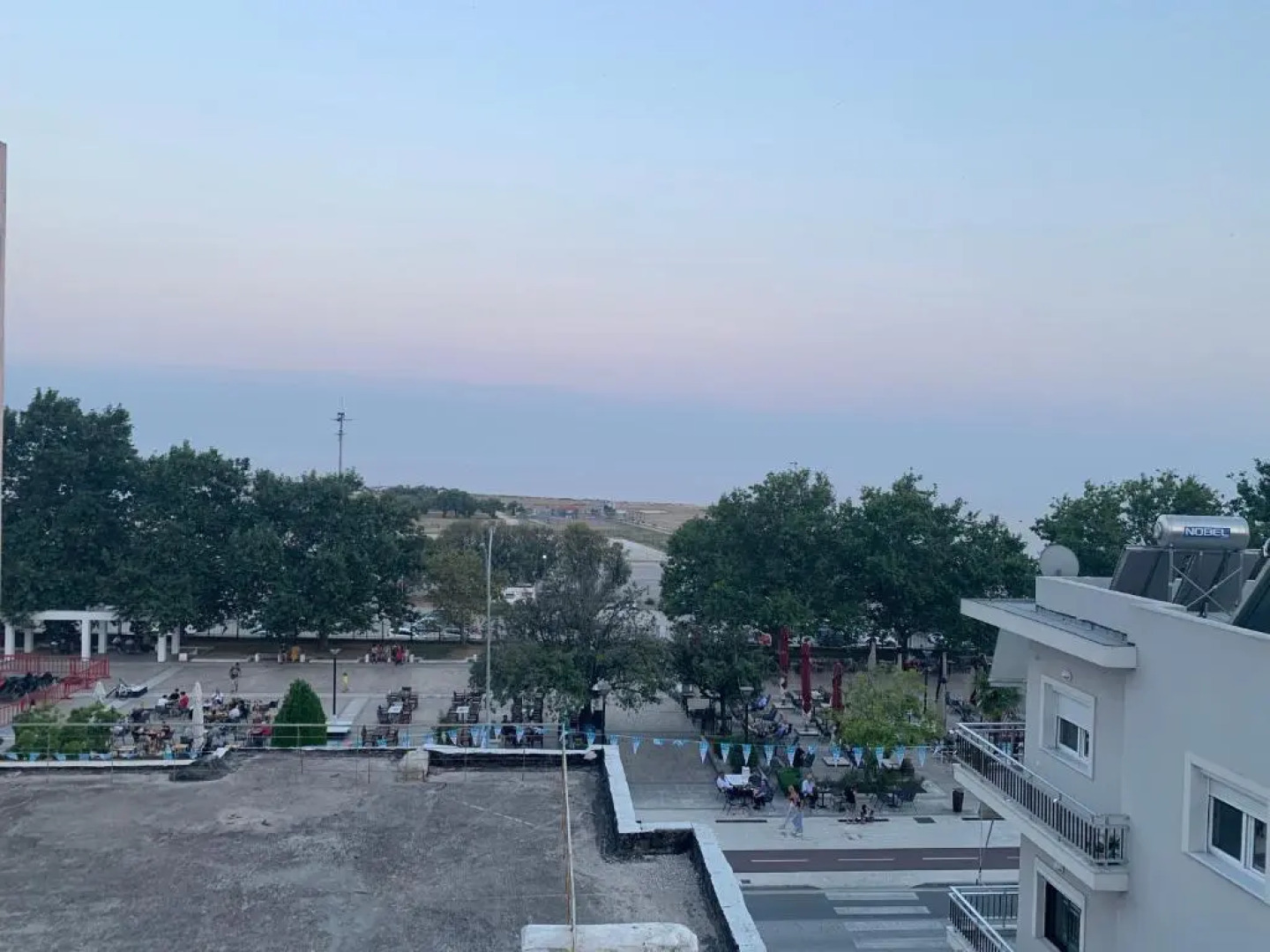 Sea View Residence by MD